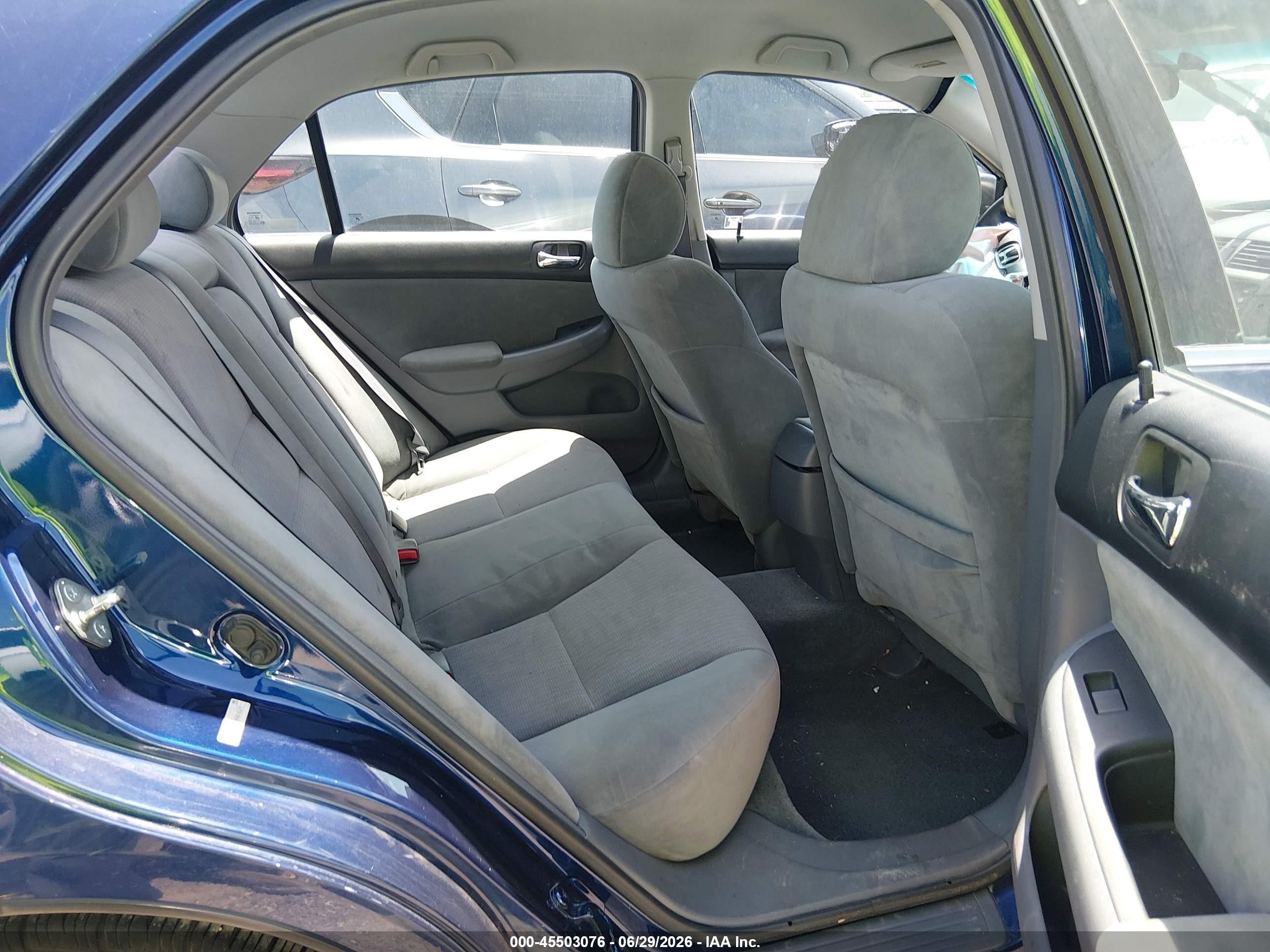 2004 Honda Accord 3.0 Lx Blue vin: 1HGCM66354A010322