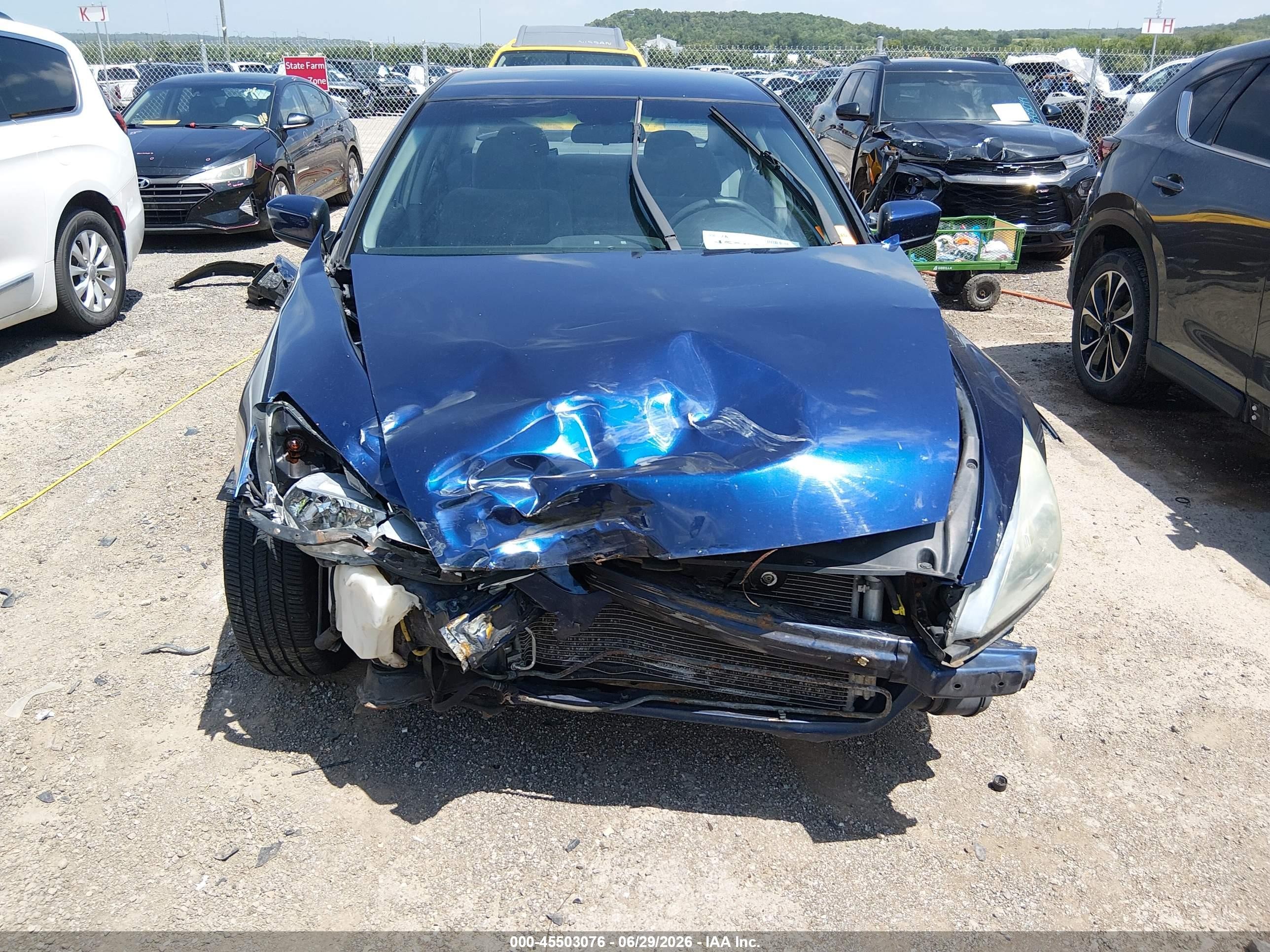 2004 Honda Accord 3.0 Lx Blue vin: 1HGCM66354A010322