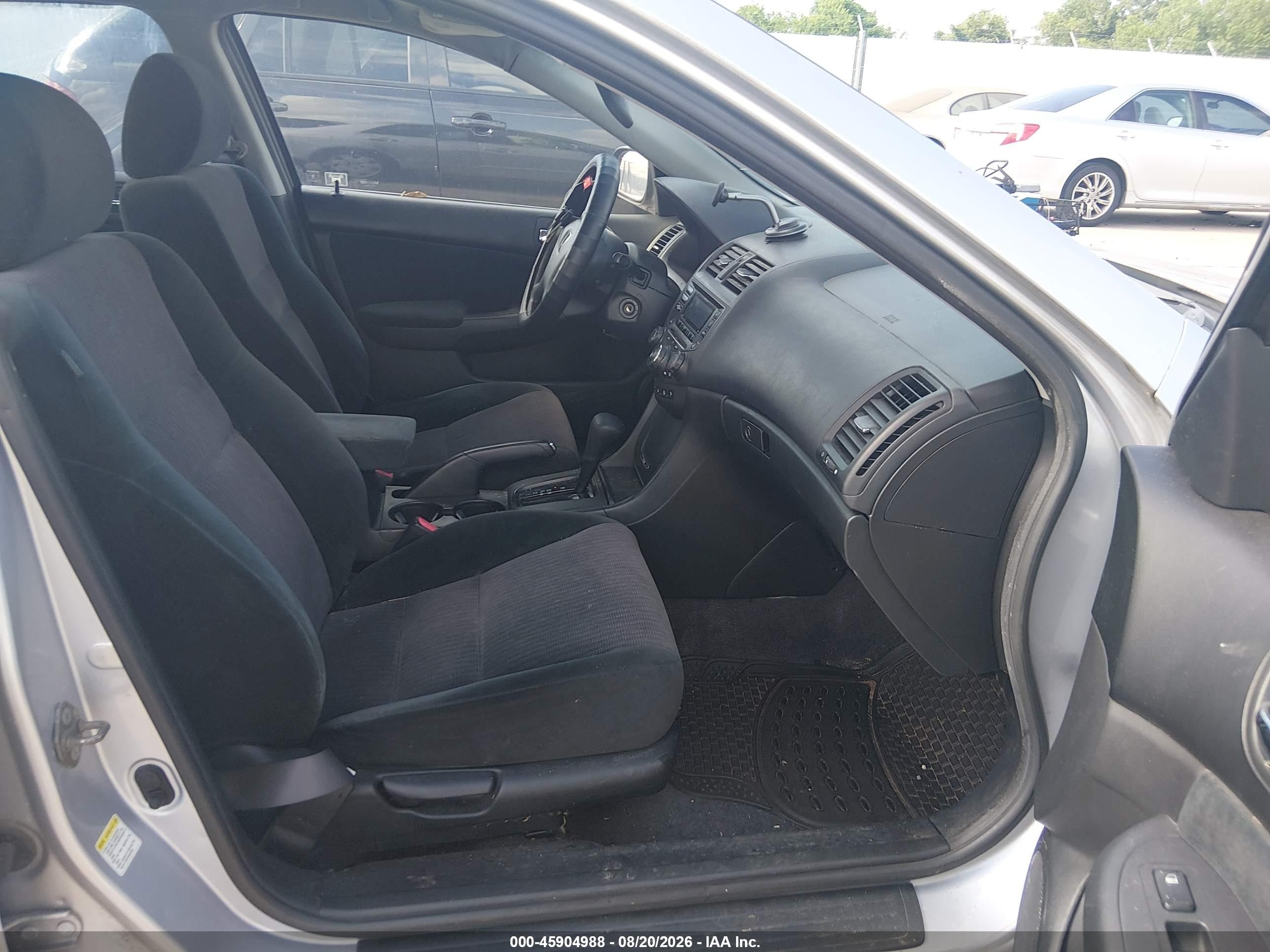 2004 Honda Accord 3.0 Lx Silver vin: 1HGCM66354A015343