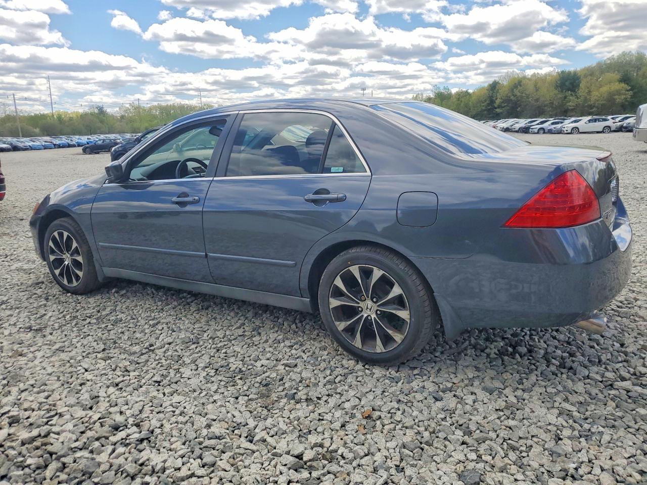 2007 Honda Accord Lx Charcoal vin: 1HGCM66377A032097