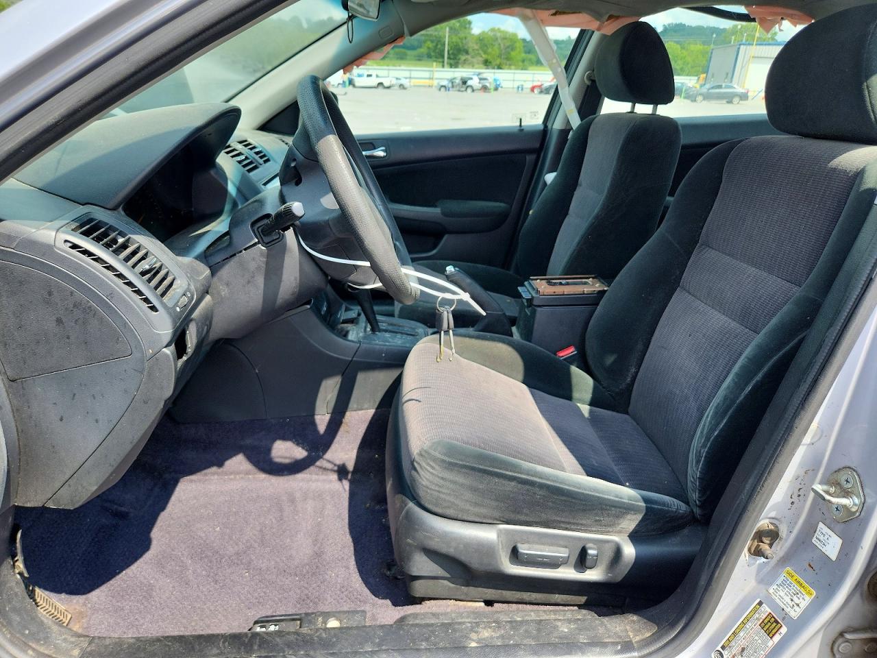 2005 Honda Accord Lx Silver vin: 1HGCM66395A008588