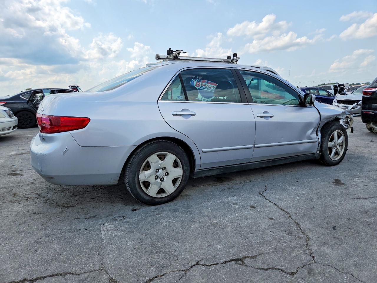 2005 Honda Accord Lx Silver vin: 1HGCM66395A008588