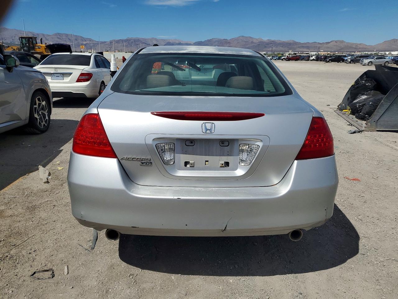 2007 Honda Accord Se Silver vin: 1HGCM66457A044290