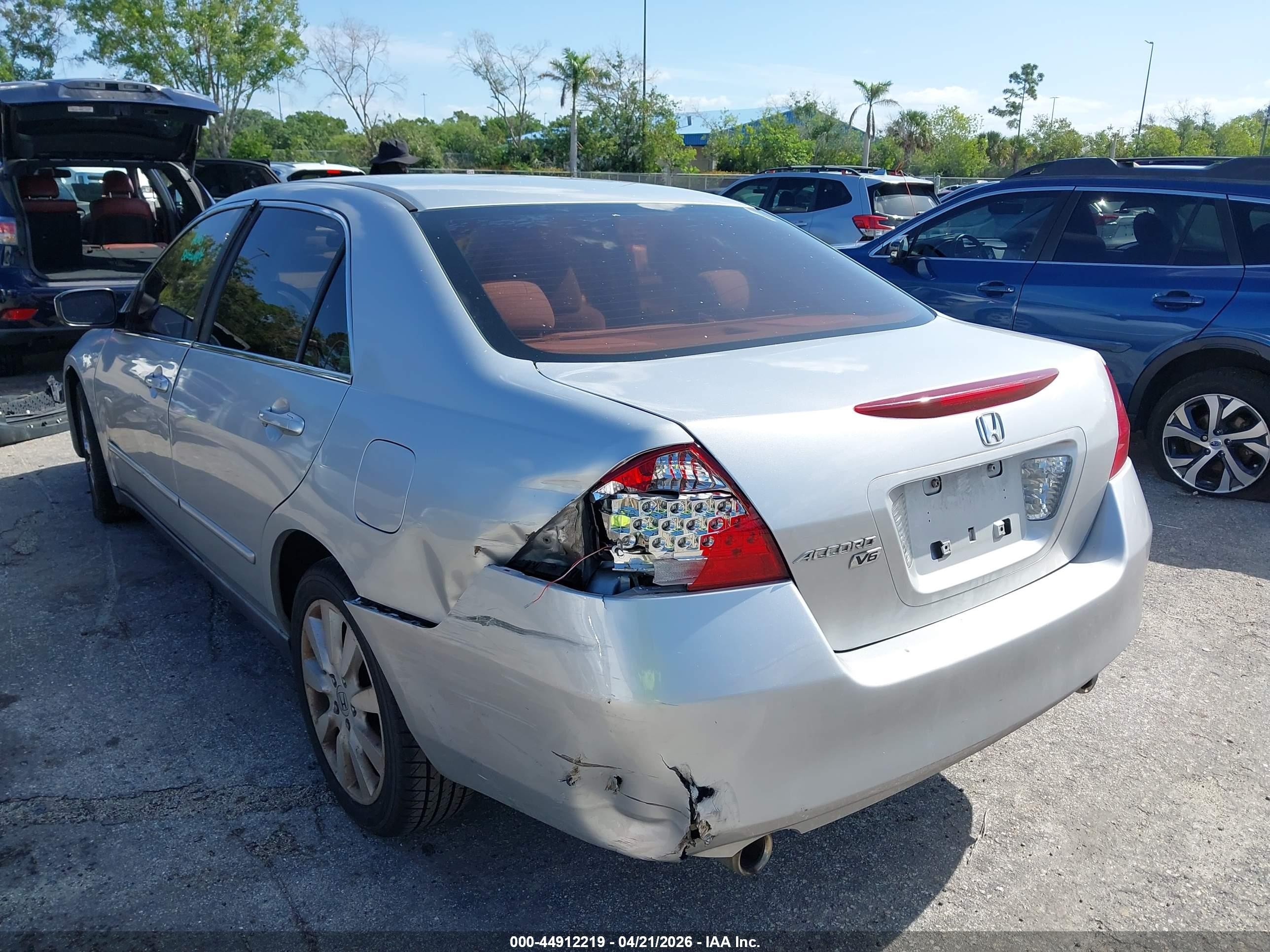 2007 Honda Accord 3.0 Se Silver vin: 1HGCM66457A060098
