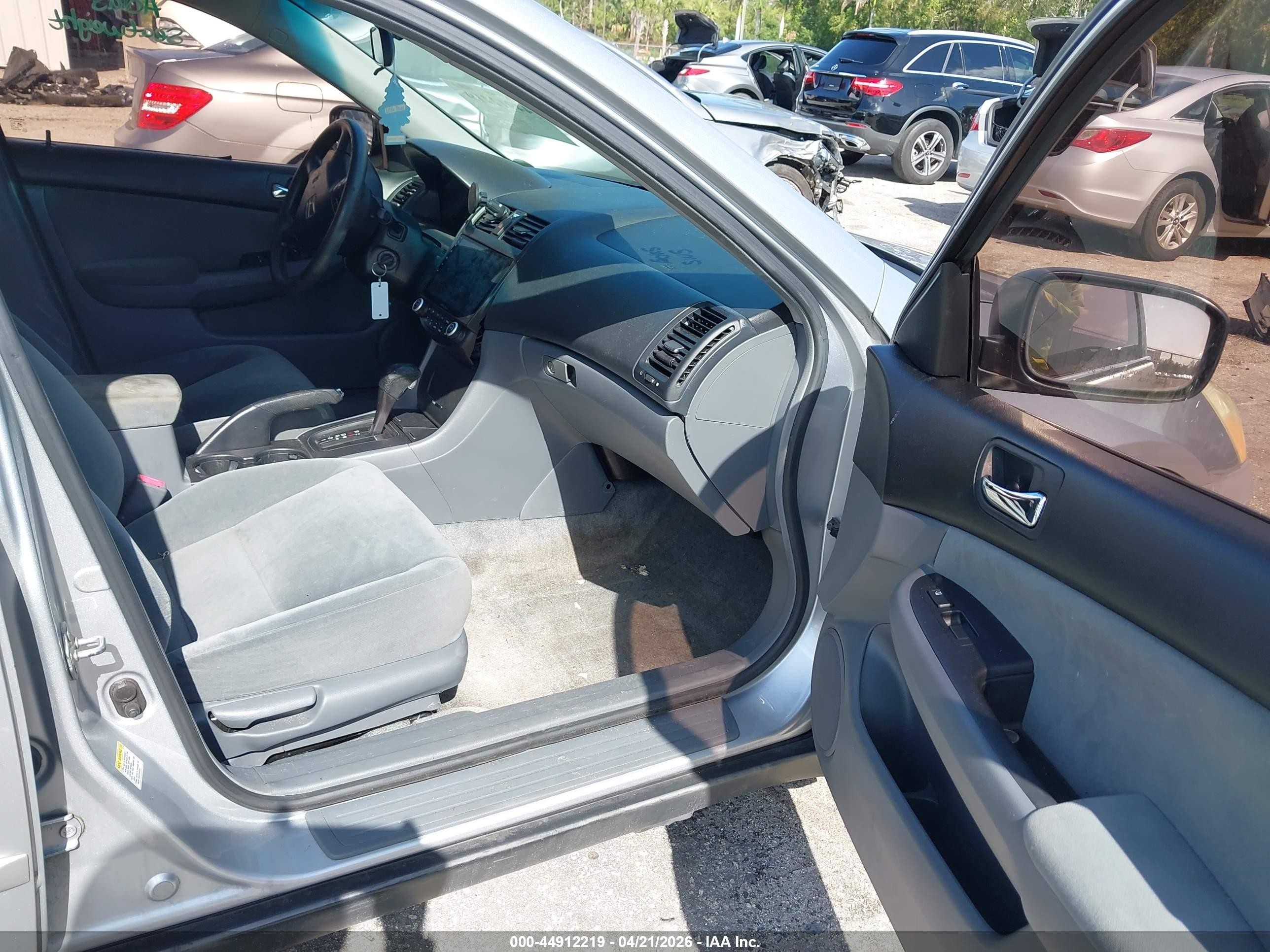 2007 Honda Accord 3.0 Se Silver vin: 1HGCM66457A060098