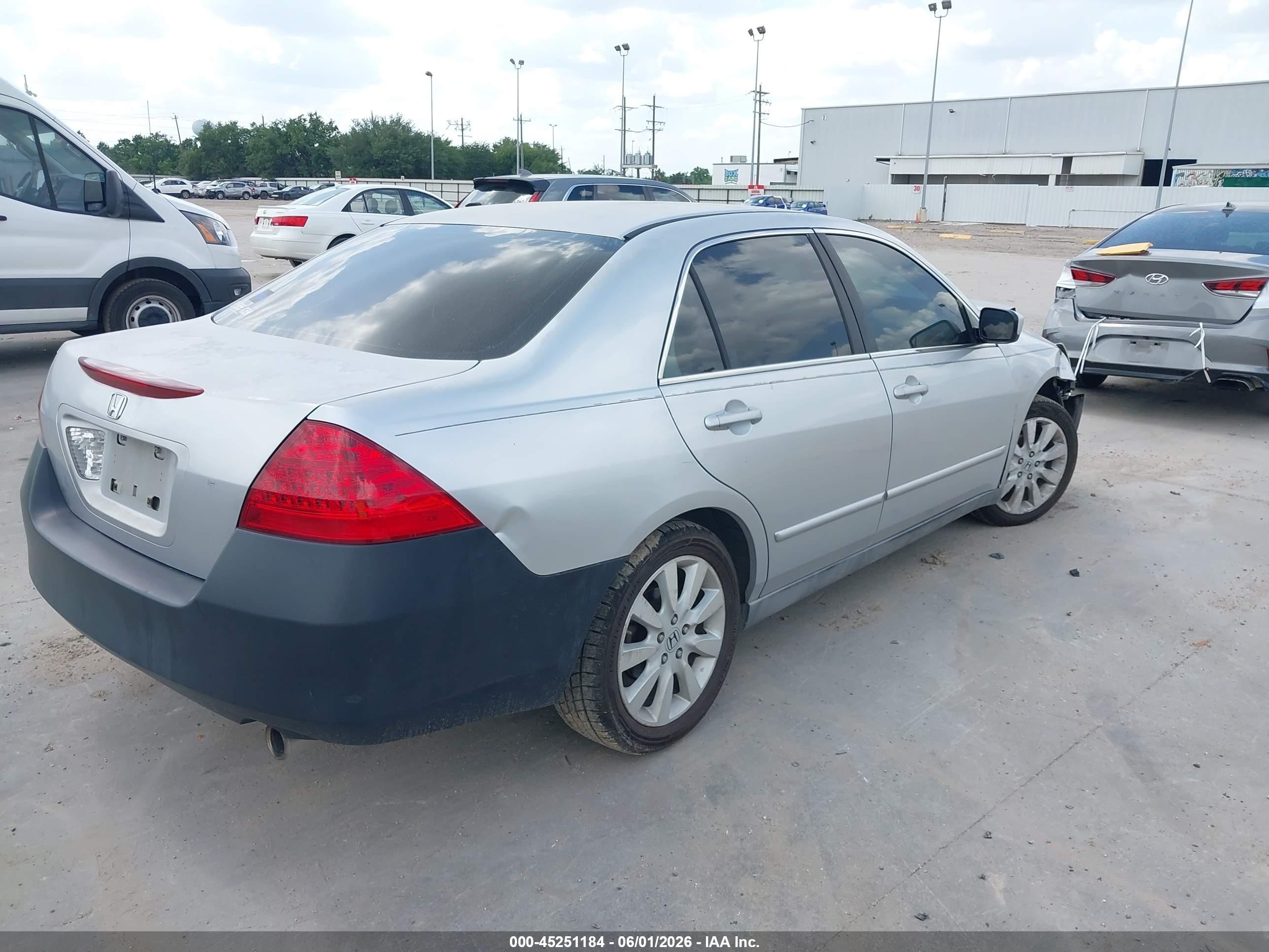 2007 Honda Accord 3.0 Se Silver vin: 1HGCM66477A056733