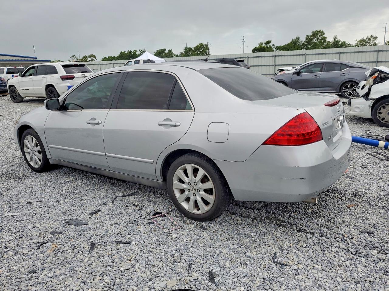 2007 Honda Accord Se Silver vin: 1HGCM66487A010425