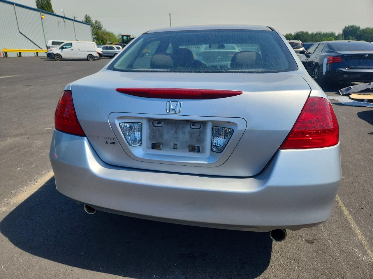 2007 Honda Accord Silver vin: 1HGCM66497A061626