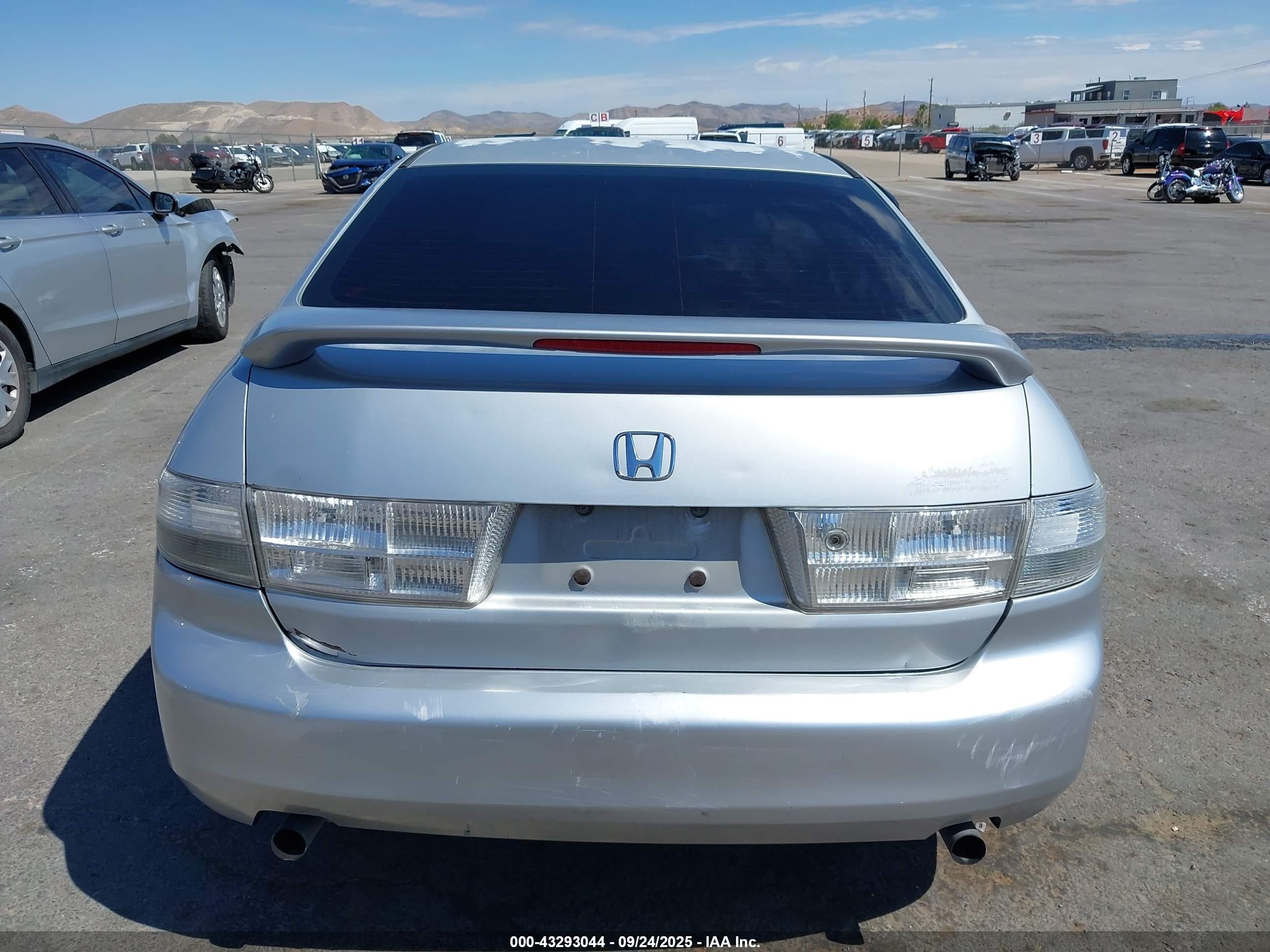 2003 Honda Accord 3.0 Ex Silver vin: 1HGCM66503A022197