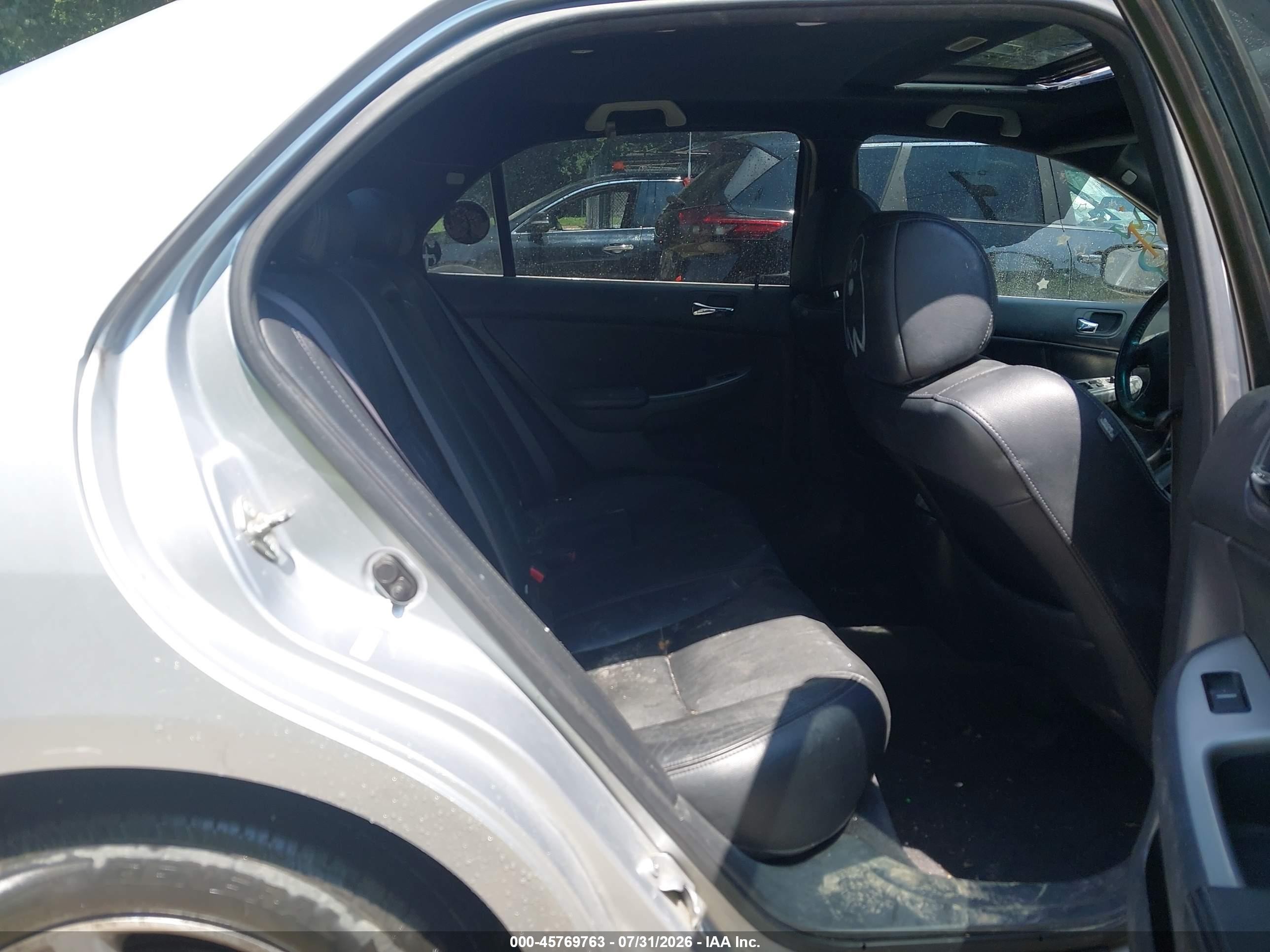 2003 Honda Accord 3.0 Ex Silver vin: 1HGCM66503A035600