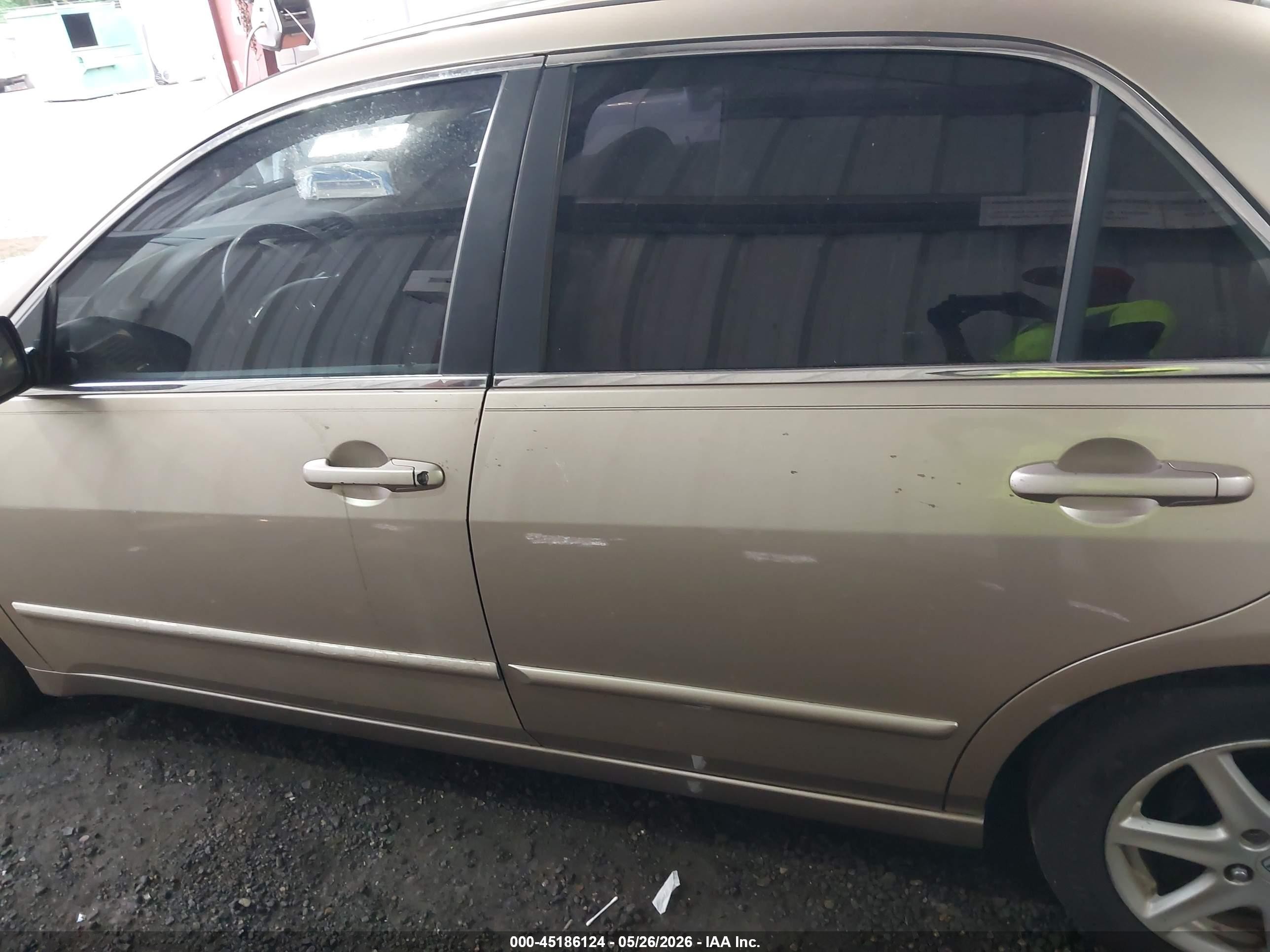 2003 Honda Accord 3.0 Ex Золотой vin: 1HGCM66503A070220