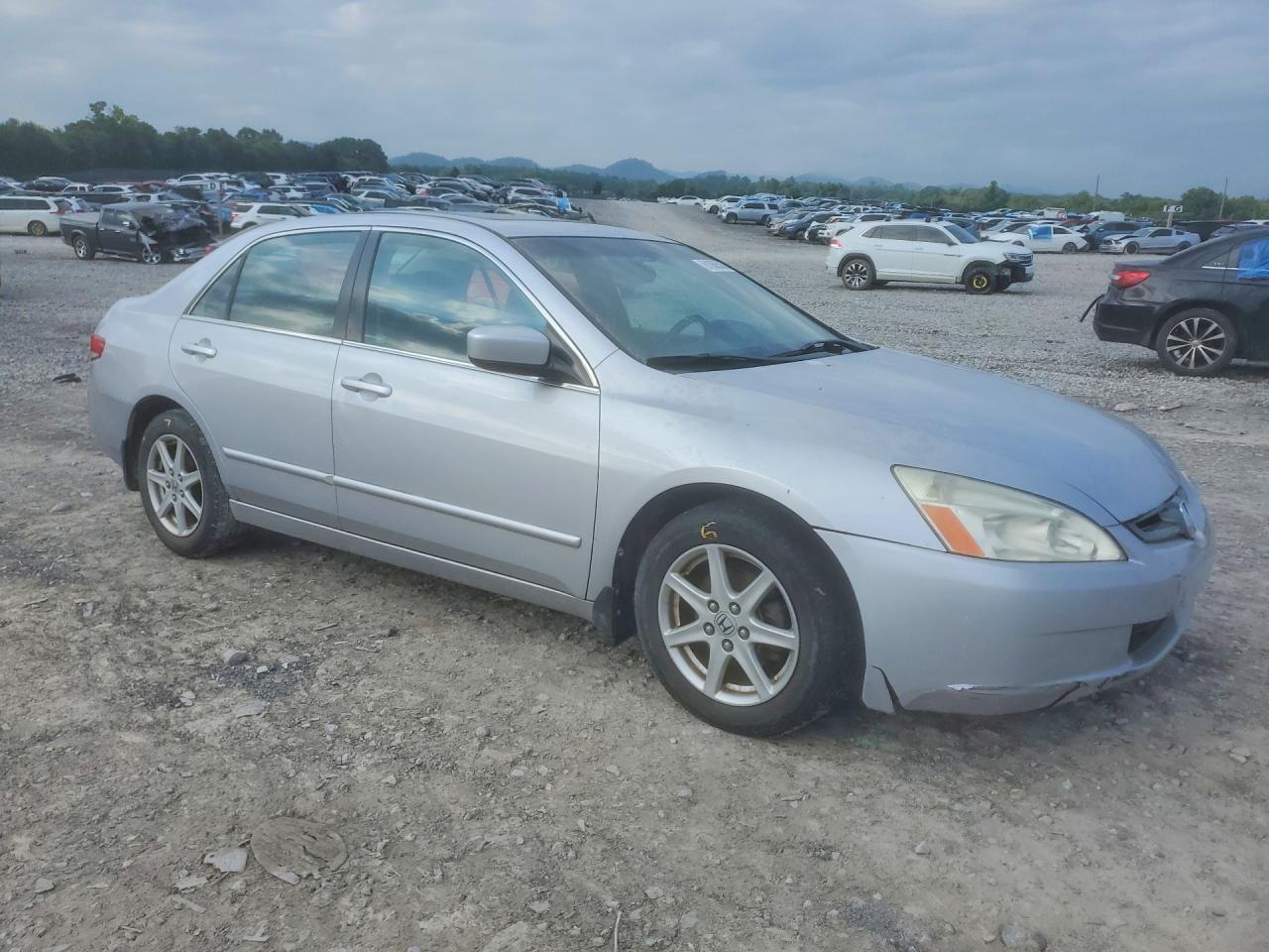 2003 Honda Accord Ex Silver vin: 1HGCM66503A103748