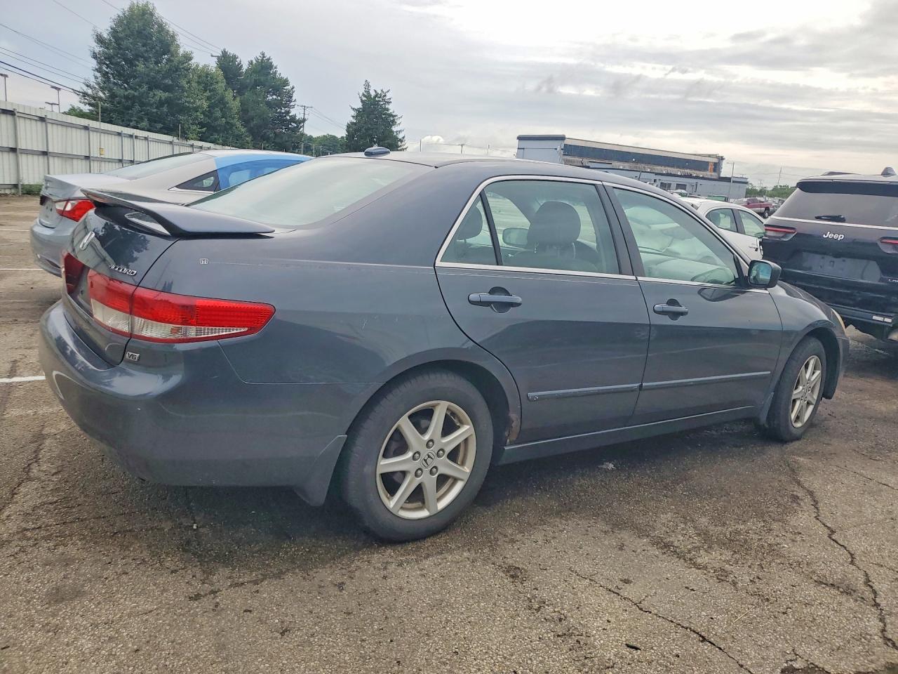 2004 Honda Accord Ex Blue vin: 1HGCM66504A009421