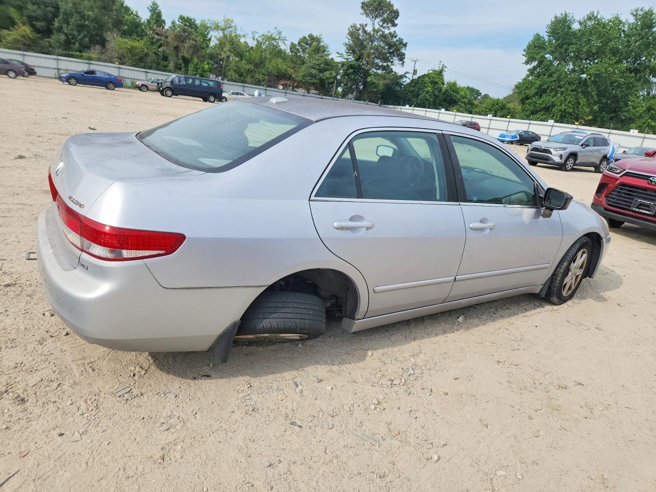 2004 Honda Accord Ex Серебряный vin: 1HGCM66504A011539