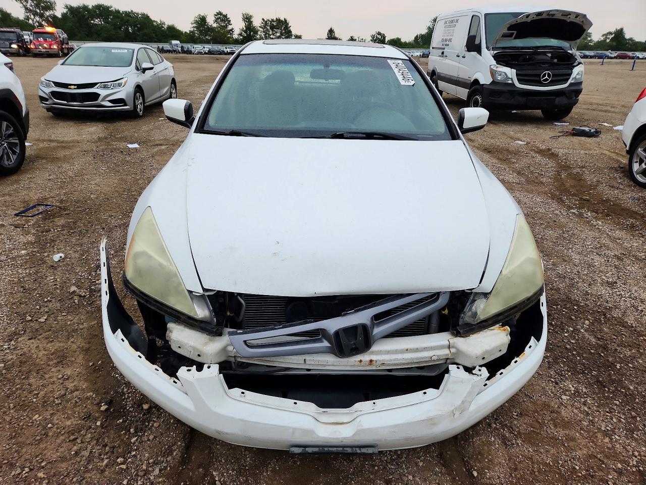 2004 Honda Accord Ex White vin: 1HGCM66504A041933