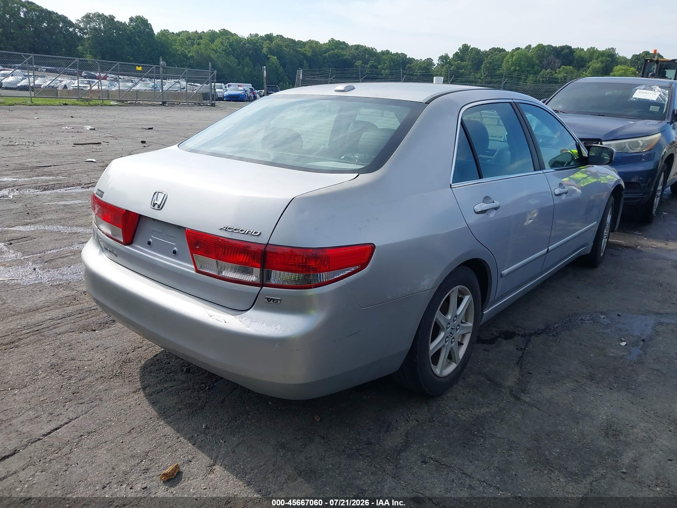 2004 Honda Accord 3.0 Ex Silver vin: 1HGCM66504A076780