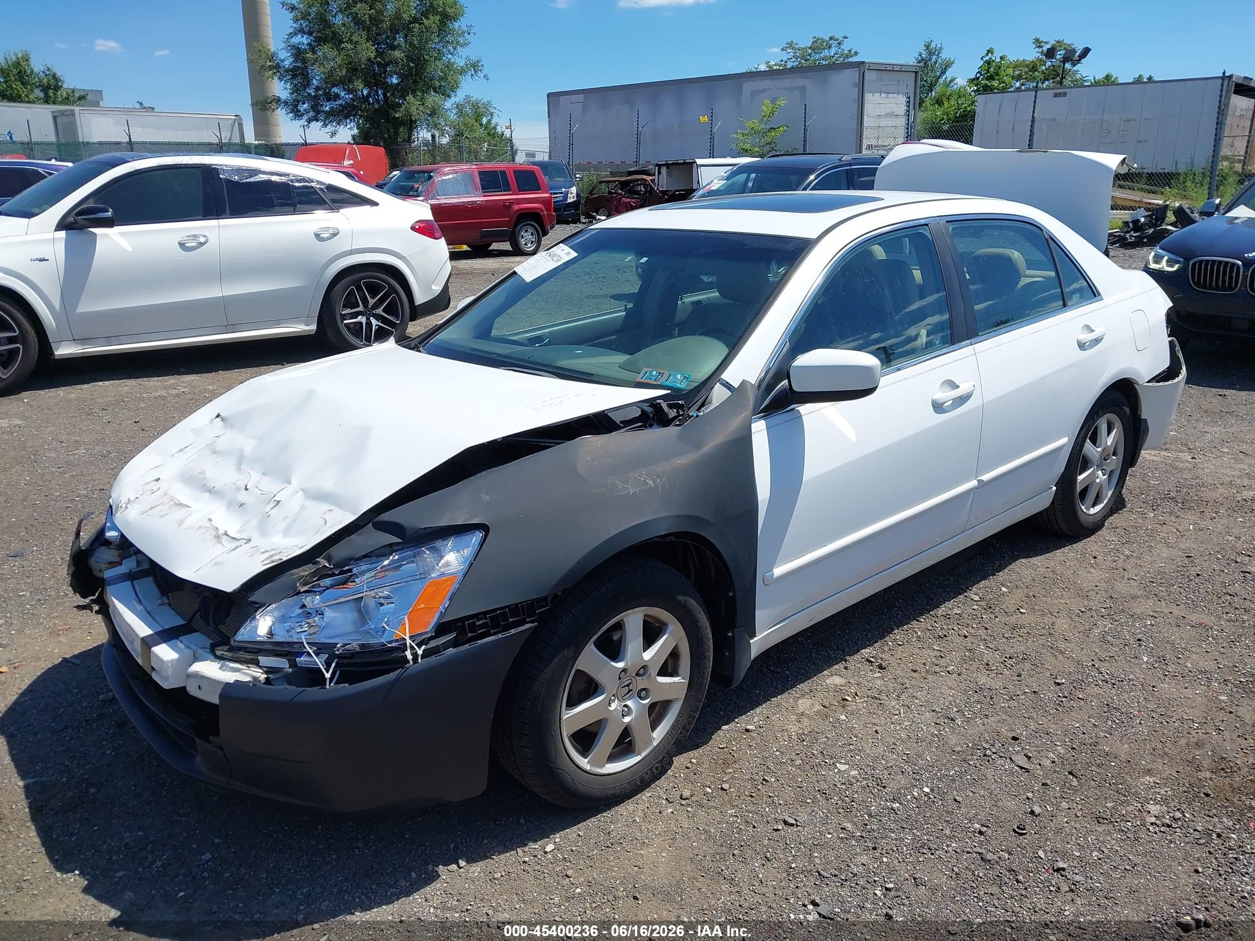 2005 Honda Accord 3.0 Ex White vin: 1HGCM66505A012918