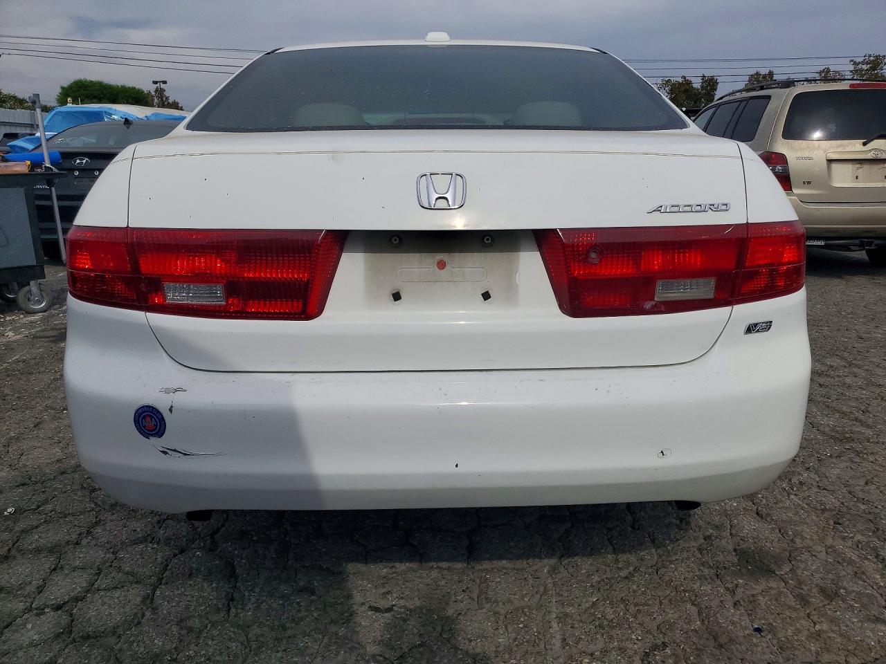 2005 Honda Accord Ex White vin: 1HGCM66505A039889