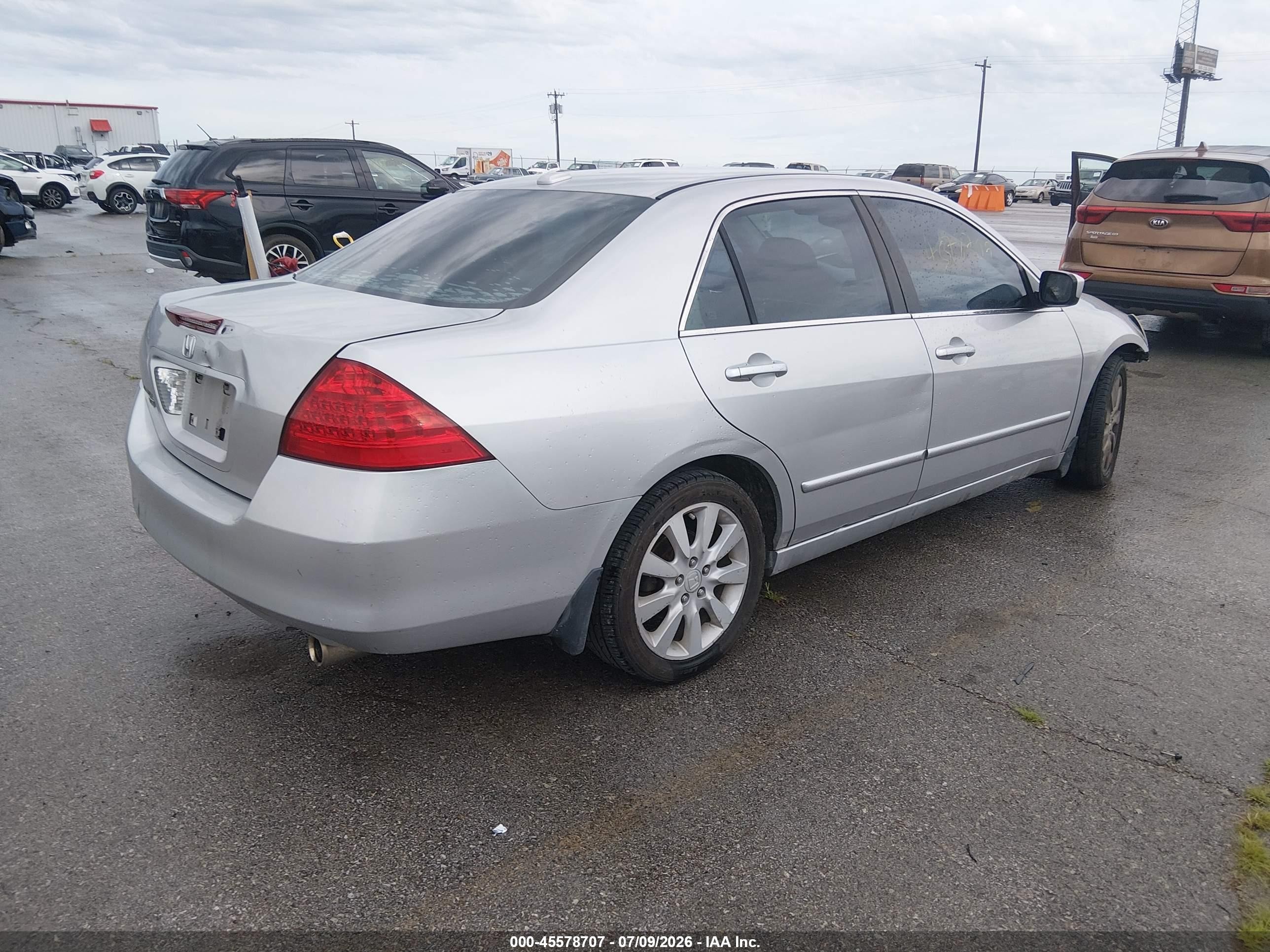 2006 Honda Accord 3.0 Ex Silver vin: 1HGCM66506A008417