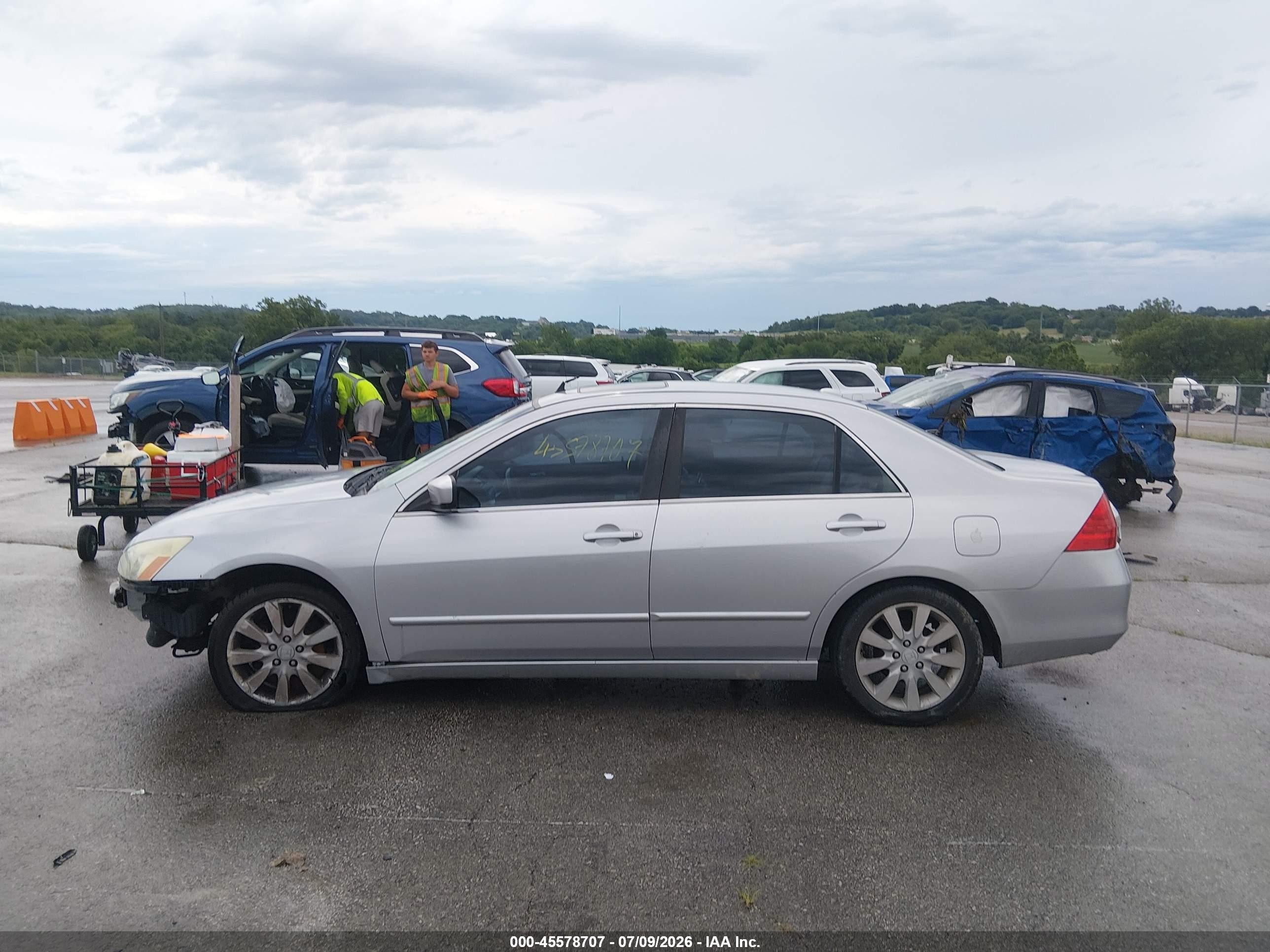 2006 Honda Accord 3.0 Ex Silver vin: 1HGCM66506A008417