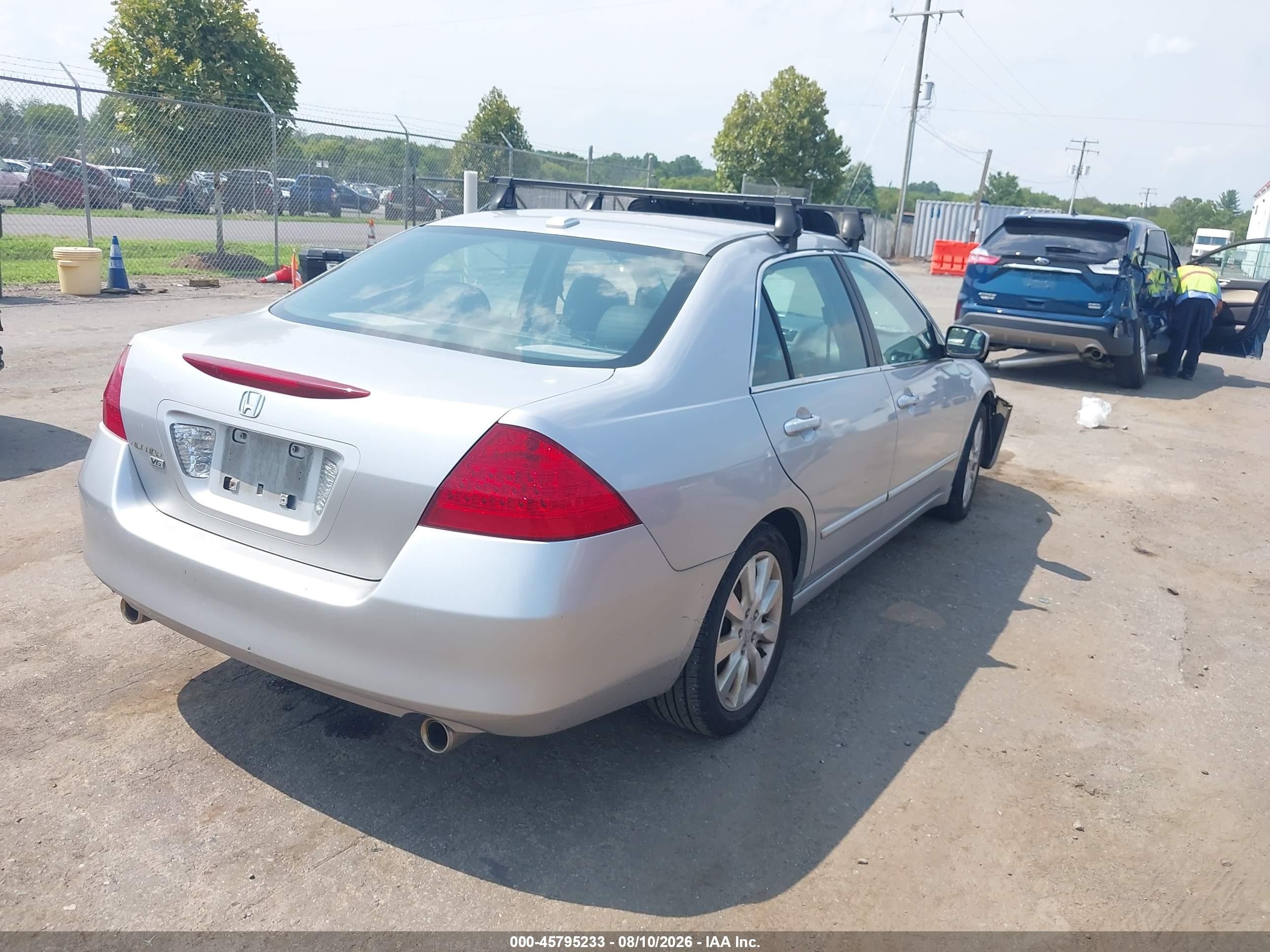 2006 Honda Accord 3.0 Ex Серебряный vin: 1HGCM66506A054636