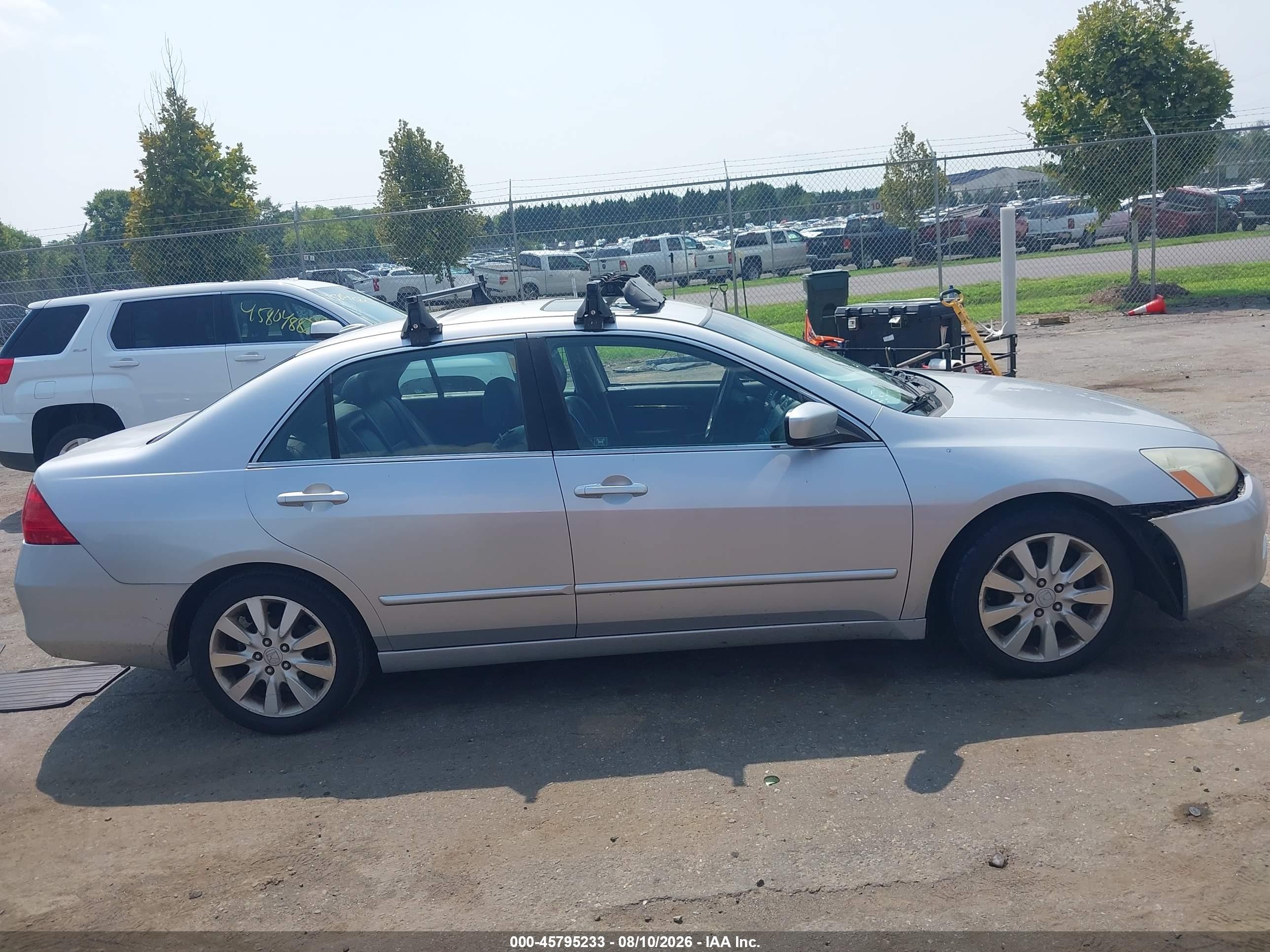 2006 Honda Accord 3.0 Ex Серебряный vin: 1HGCM66506A054636
