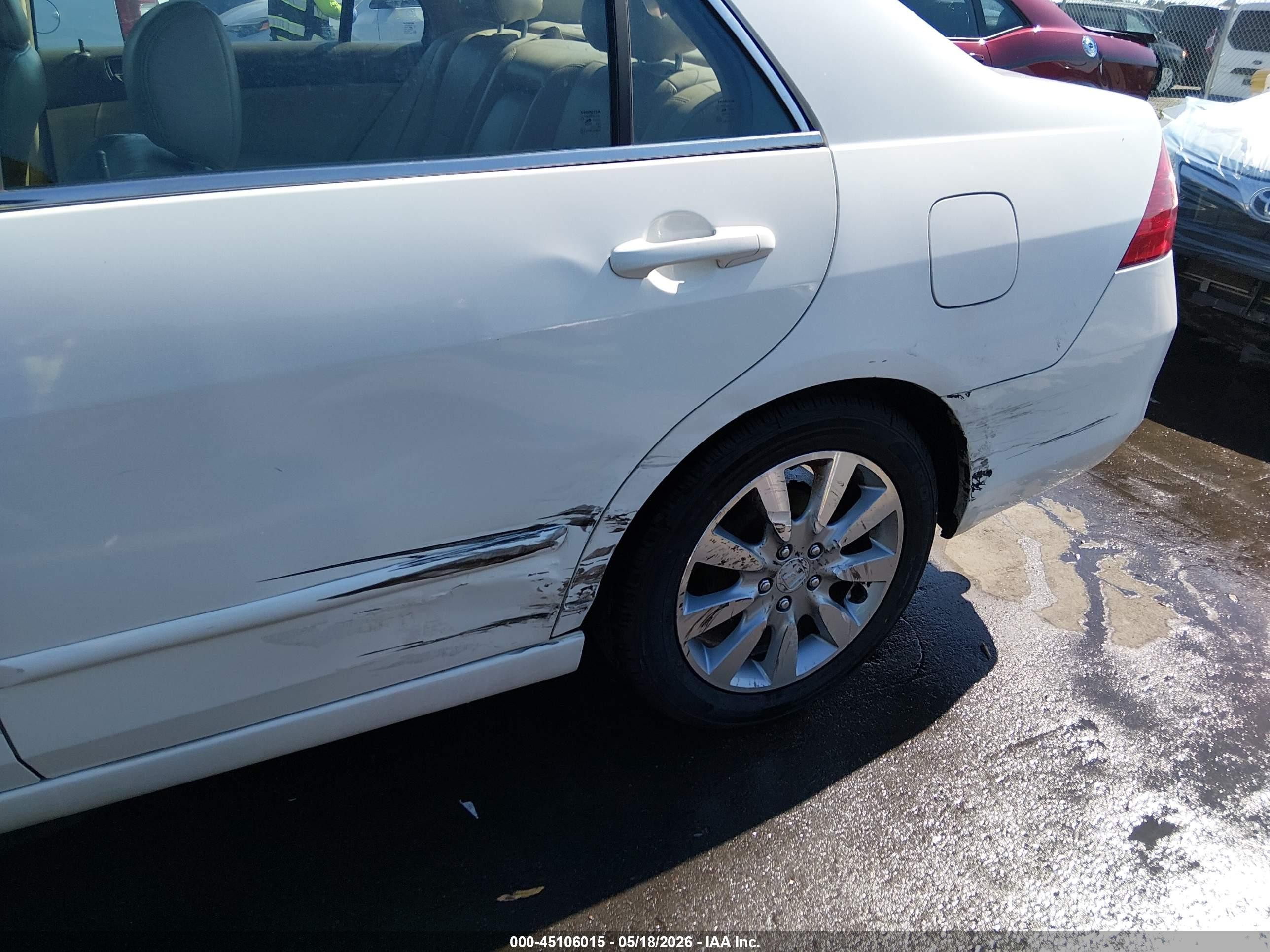 2006 Honda Accord 3.0 Ex White vin: 1HGCM66506A056662