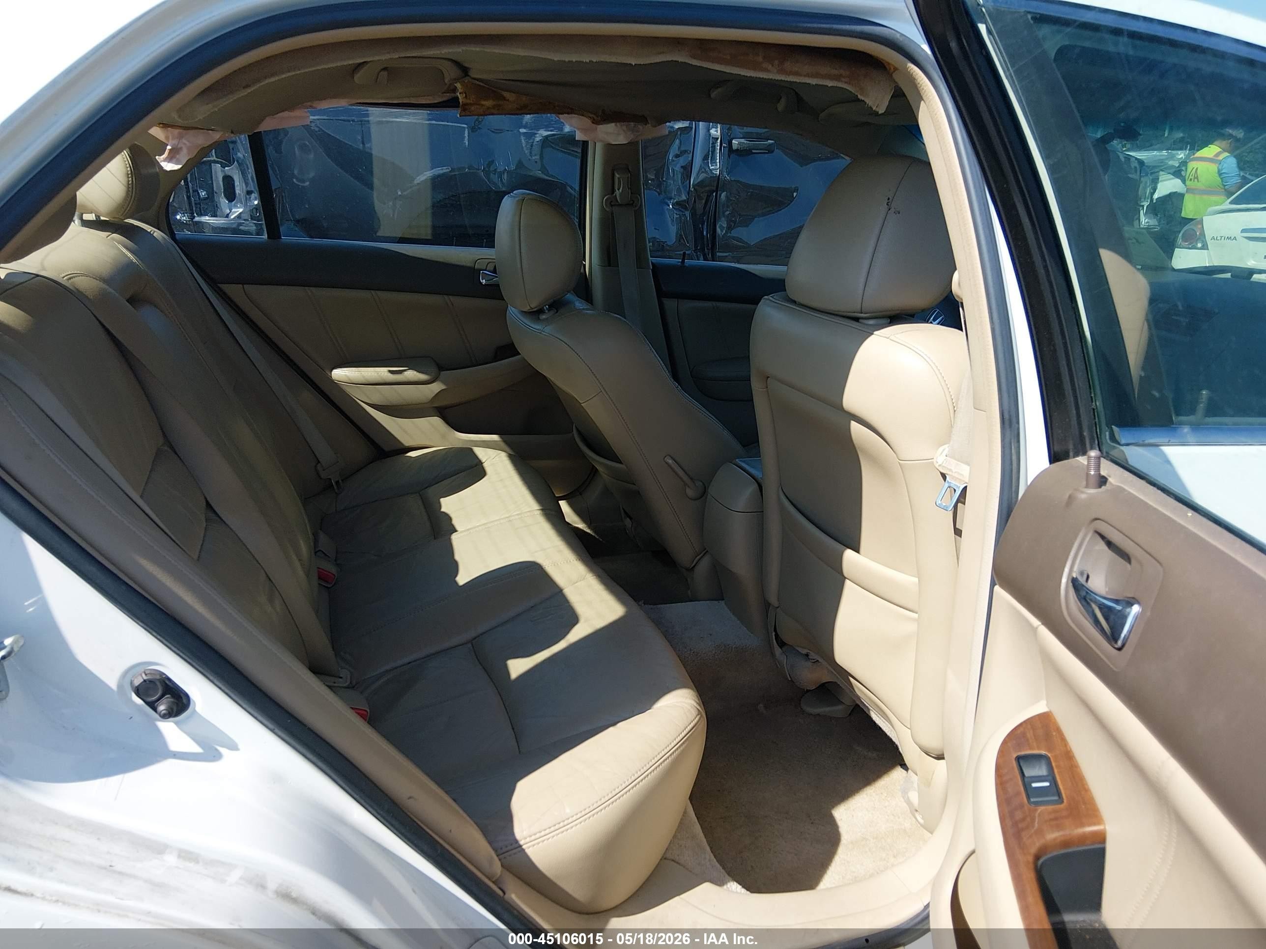 2006 Honda Accord 3.0 Ex White vin: 1HGCM66506A056662
