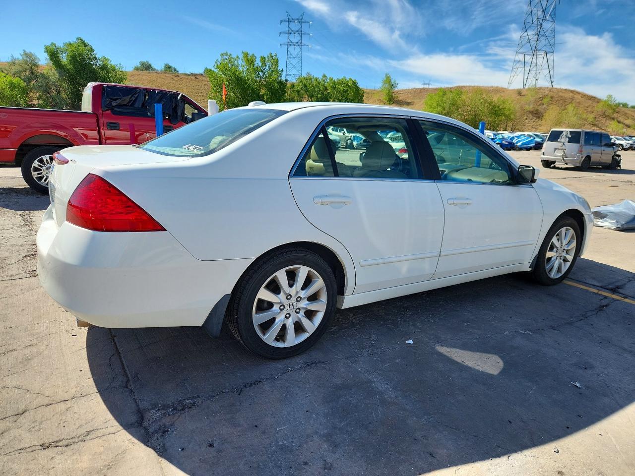 2007 Honda Accord Ex White vin: 1HGCM66507A011190