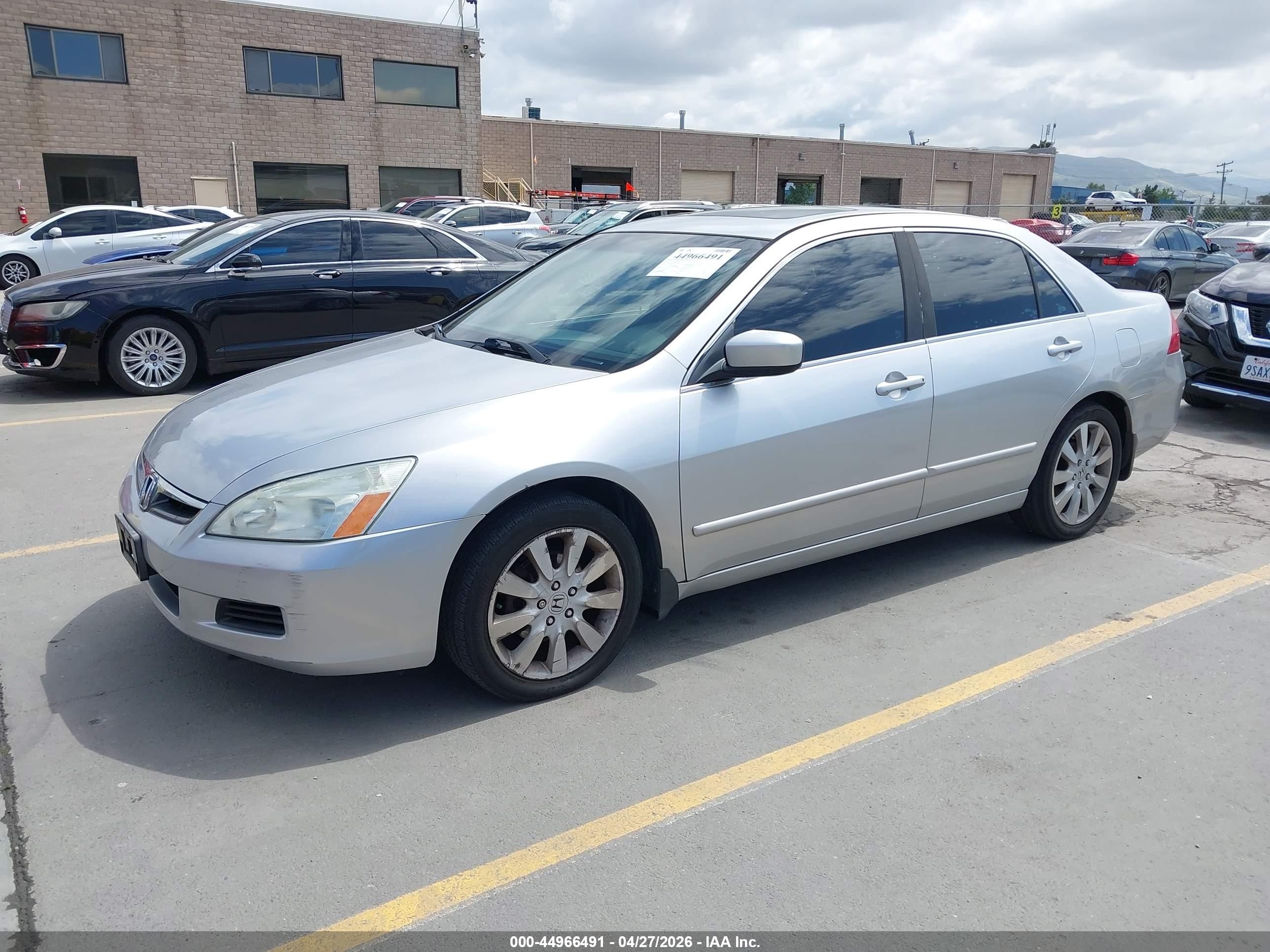 2007 Honda Accord 3.0 Ex Silver vin: 1HGCM66507A074080
