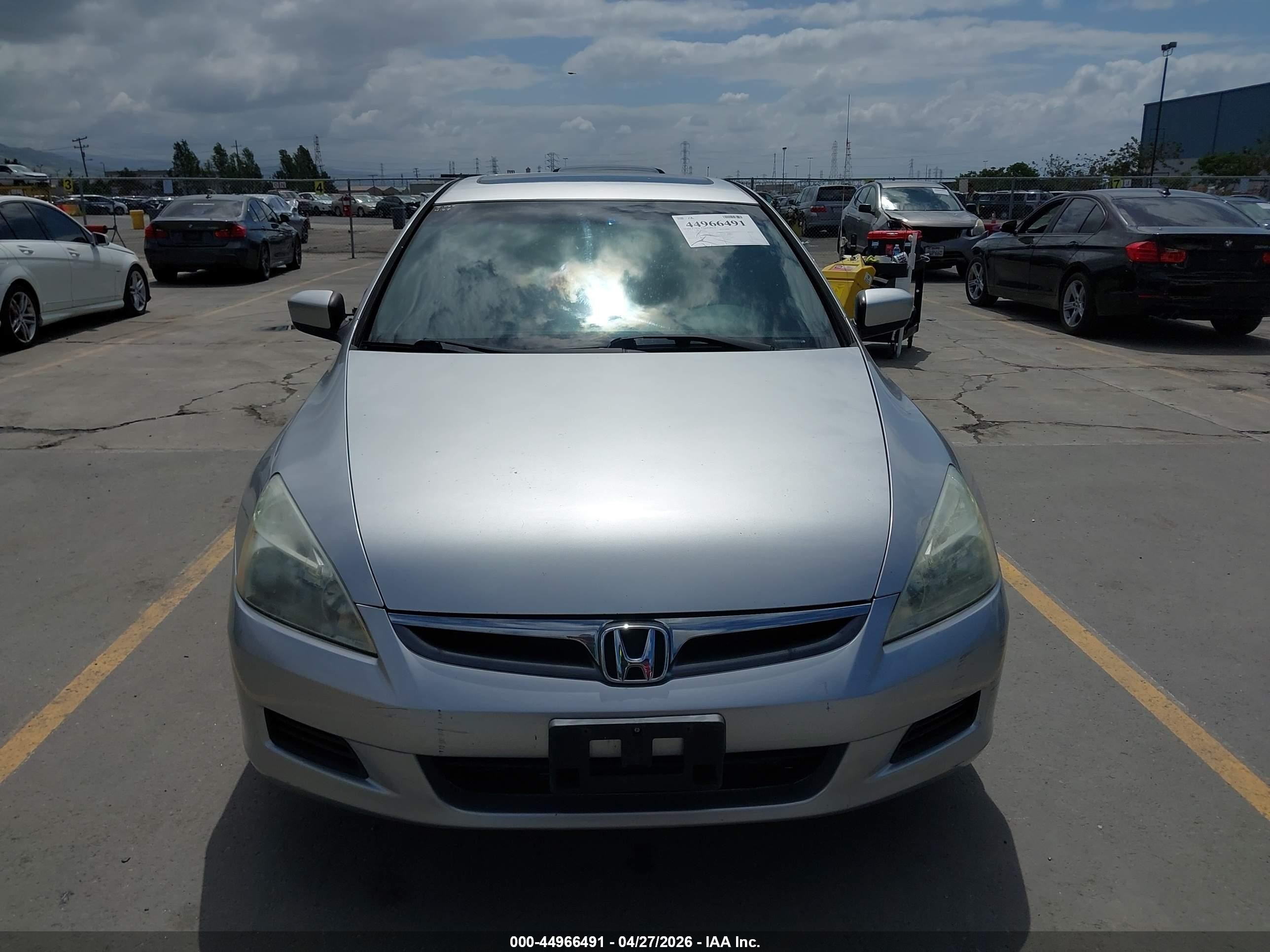2007 Honda Accord 3.0 Ex Silver vin: 1HGCM66507A074080