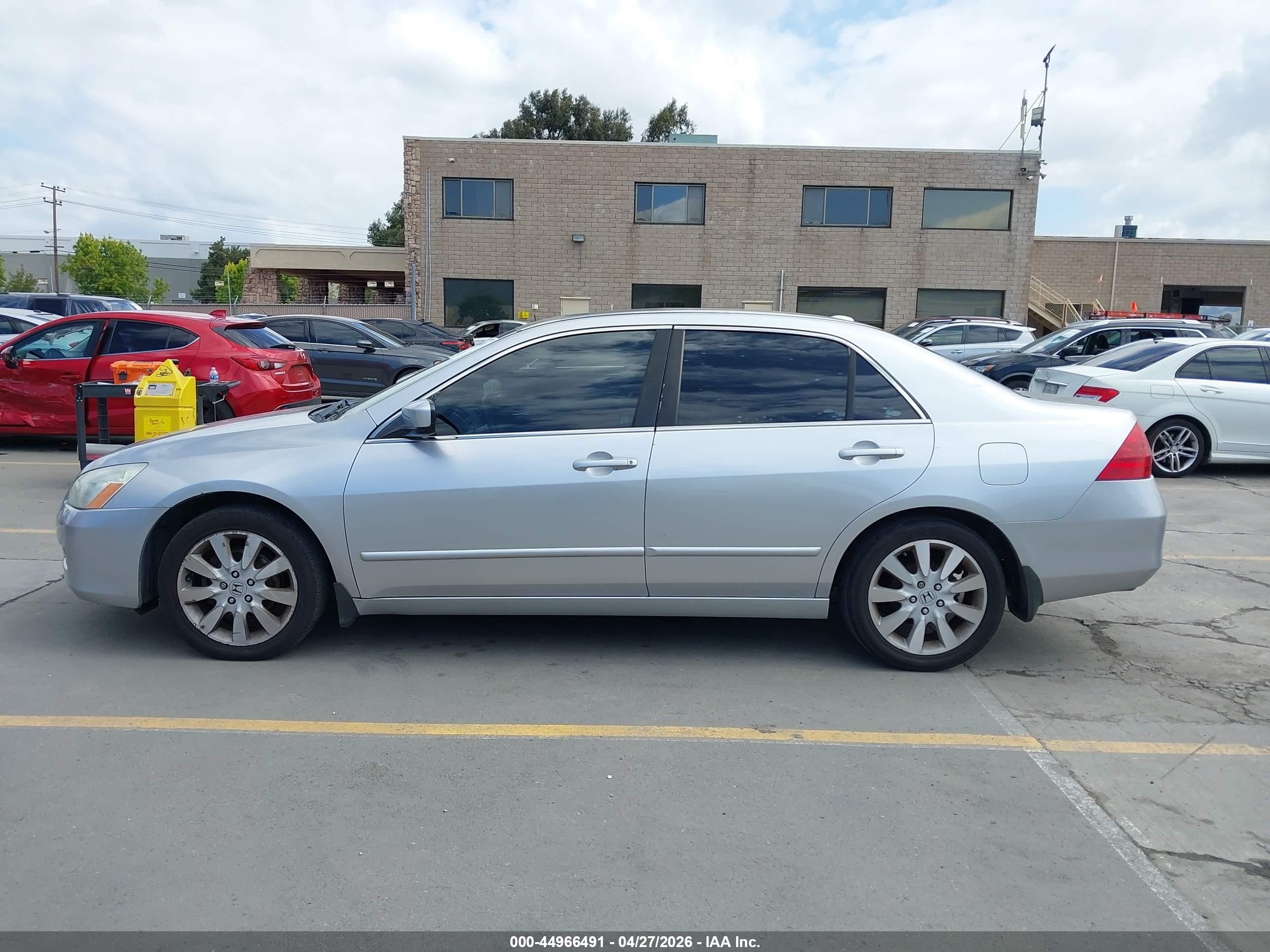 2007 Honda Accord 3.0 Ex Silver vin: 1HGCM66507A074080