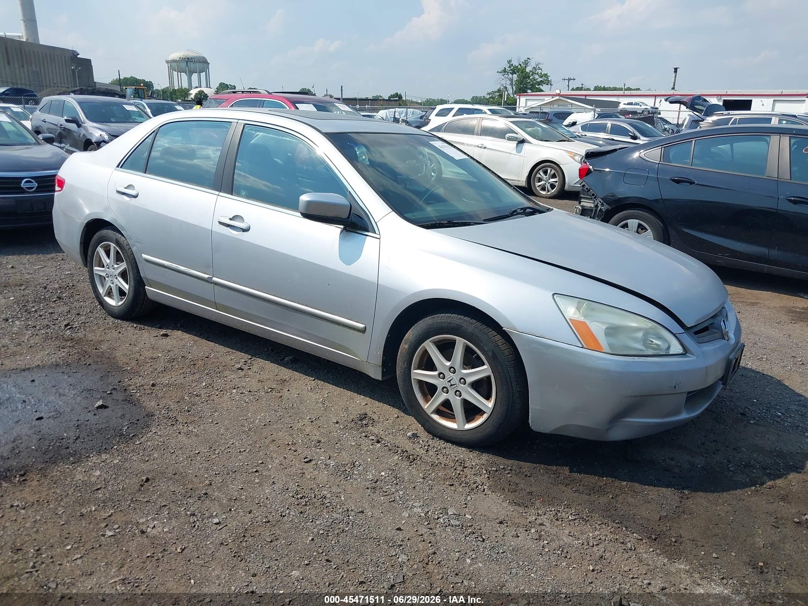 2003 Honda Accord Sdn Ex Silver vin: 1HGCM66513A031233