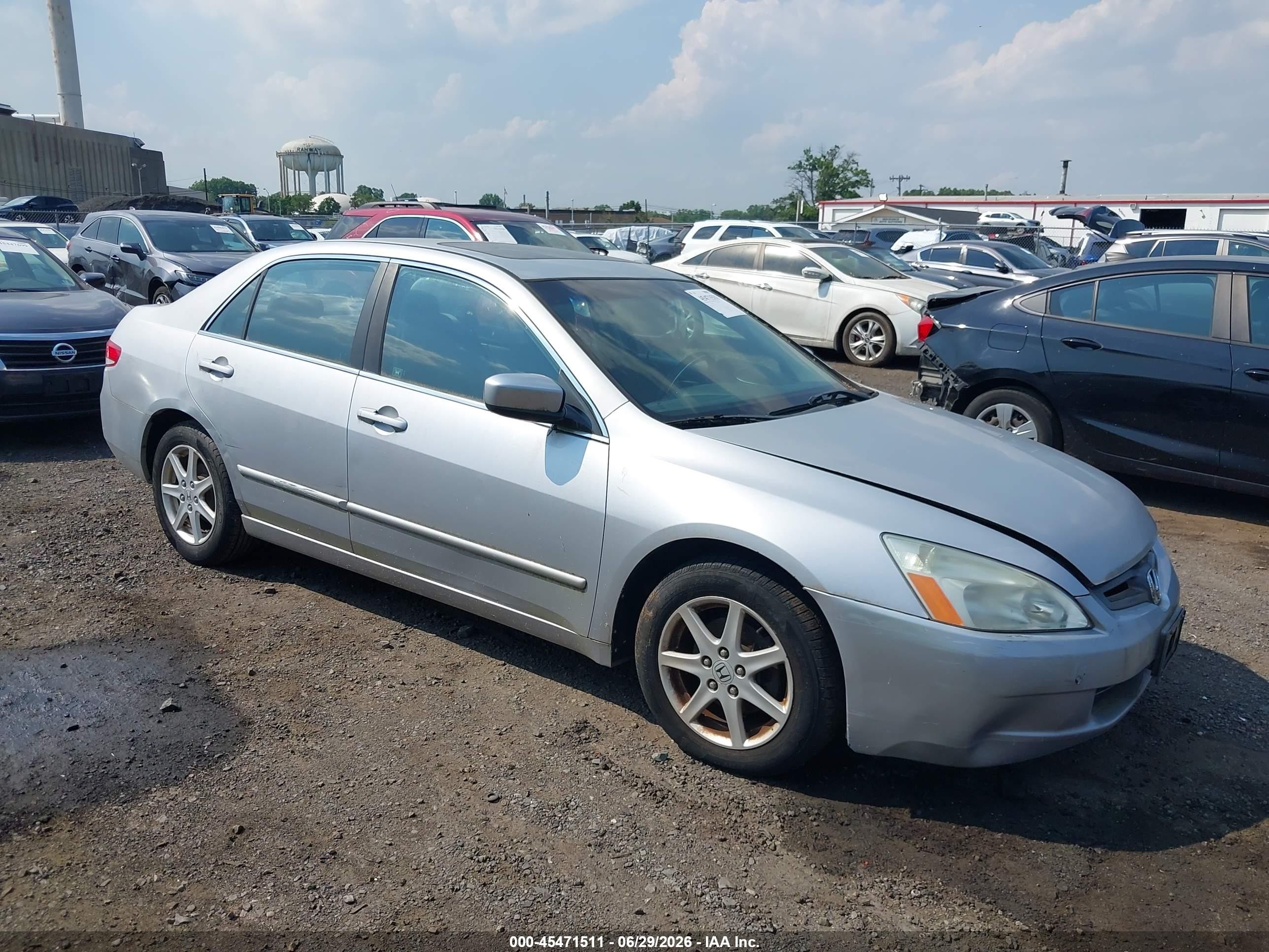 2003 Honda Accord Sdn Ex Silver vin: 1HGCM66513A031233