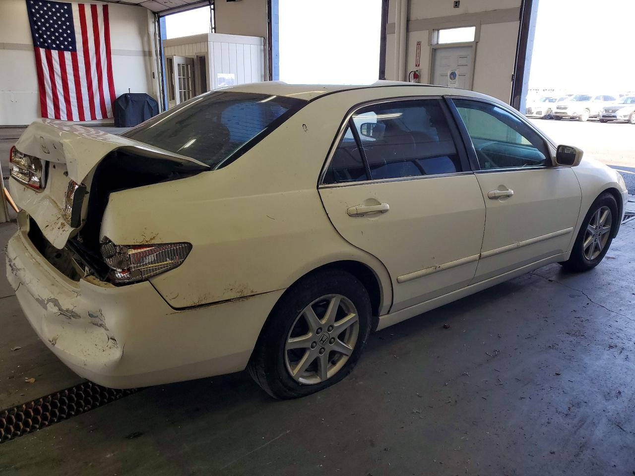 2003 Honda Accord Ex White vin: 1HGCM66513A050185