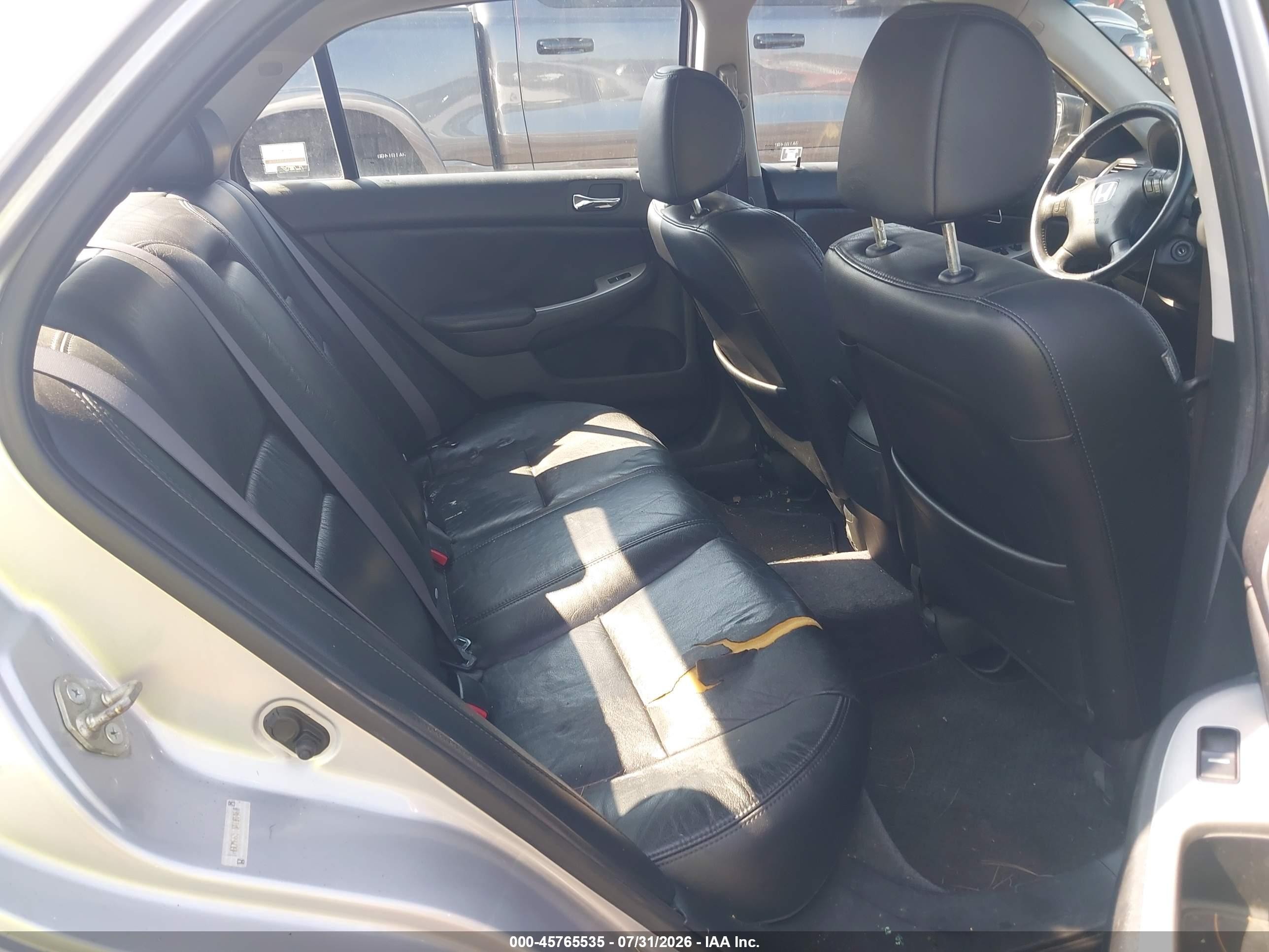 2003 Honda Accord 3.0 Ex Серебряный vin: 1HGCM66513A101460