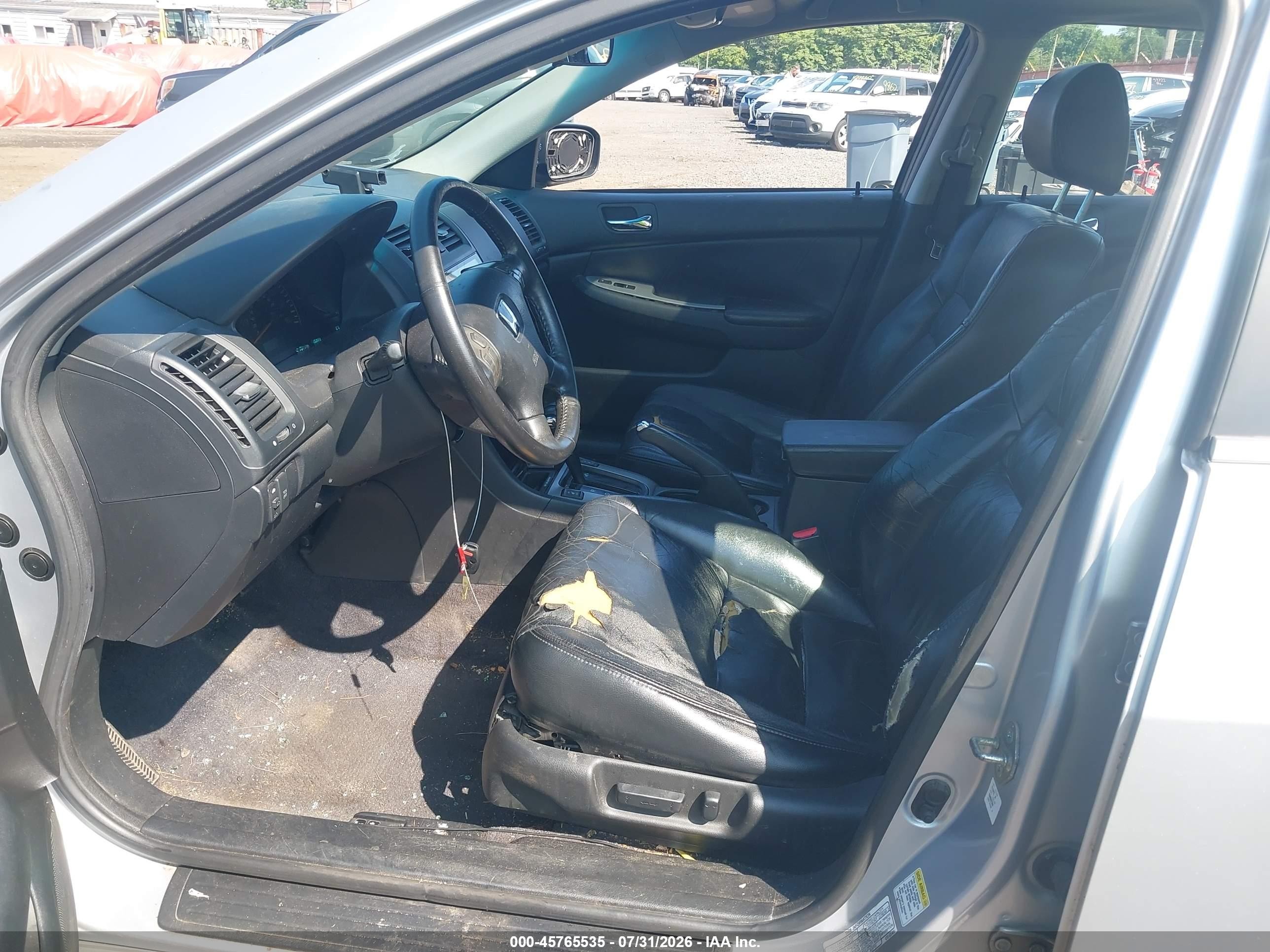 2003 Honda Accord 3.0 Ex Серебряный vin: 1HGCM66513A101460