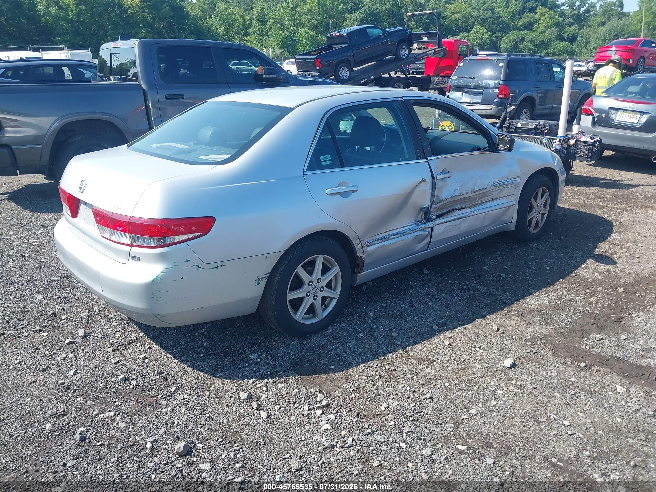 2003 Honda Accord 3.0 Ex Серебряный vin: 1HGCM66513A101460