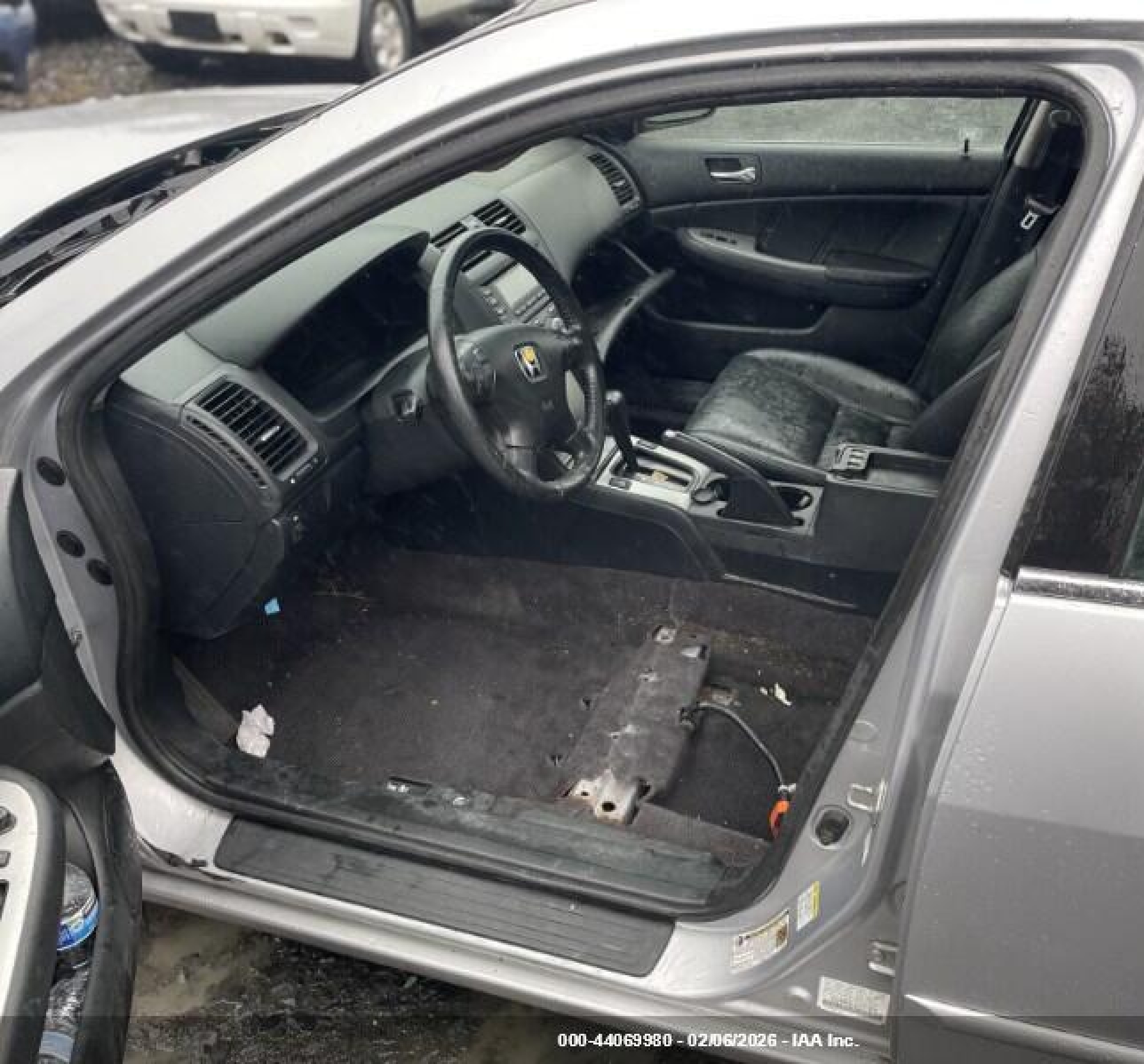 2004 Honda Accord 3.0 Ex Silver vin: 1HGCM66514A021674