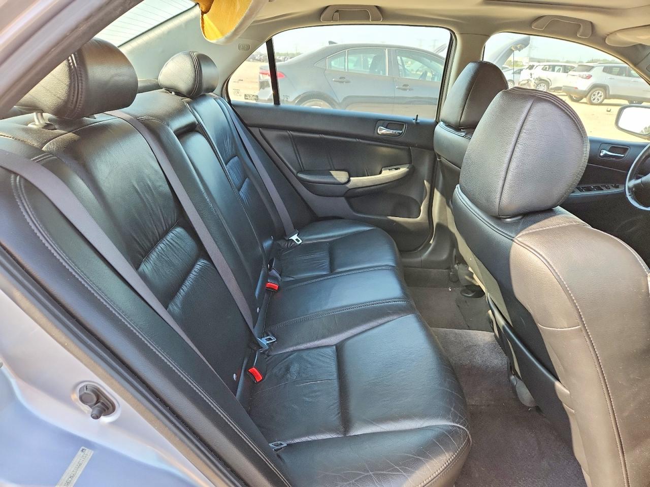 2004 Honda Accord Ex Серебряный vin: 1HGCM66514A031153