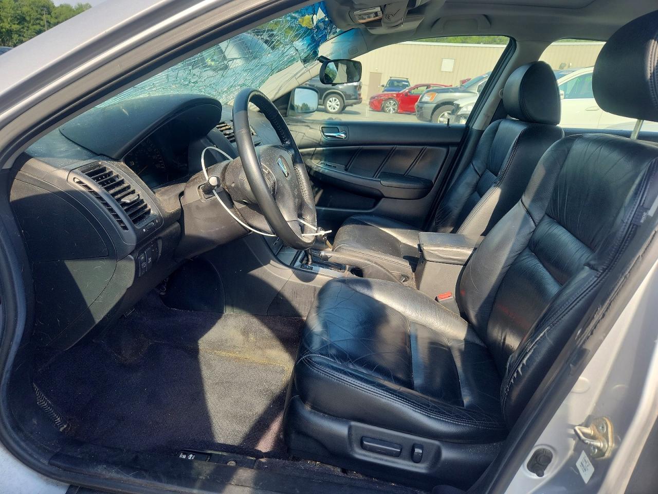 2004 Honda Accord Ex Silver vin: 1HGCM66514A063780