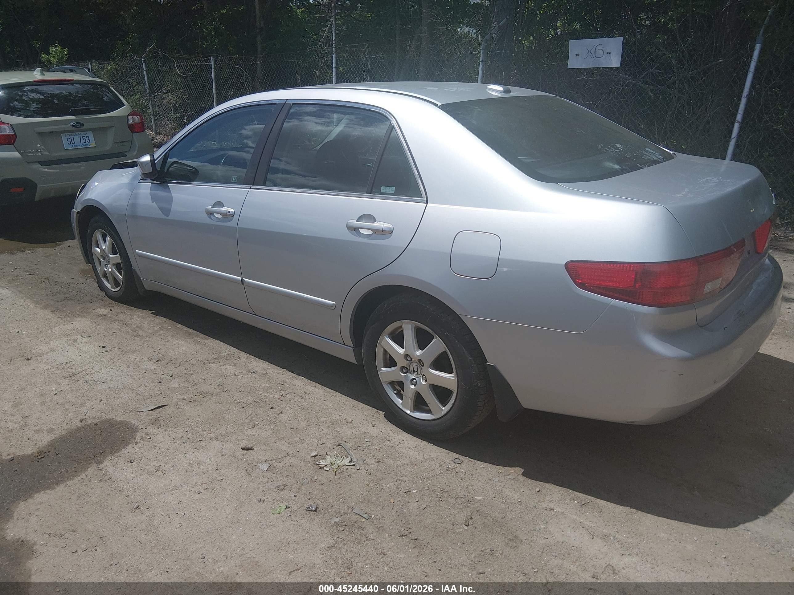 2005 Honda Accord 3.0 Ex Серебряный vin: 1HGCM66515A040677