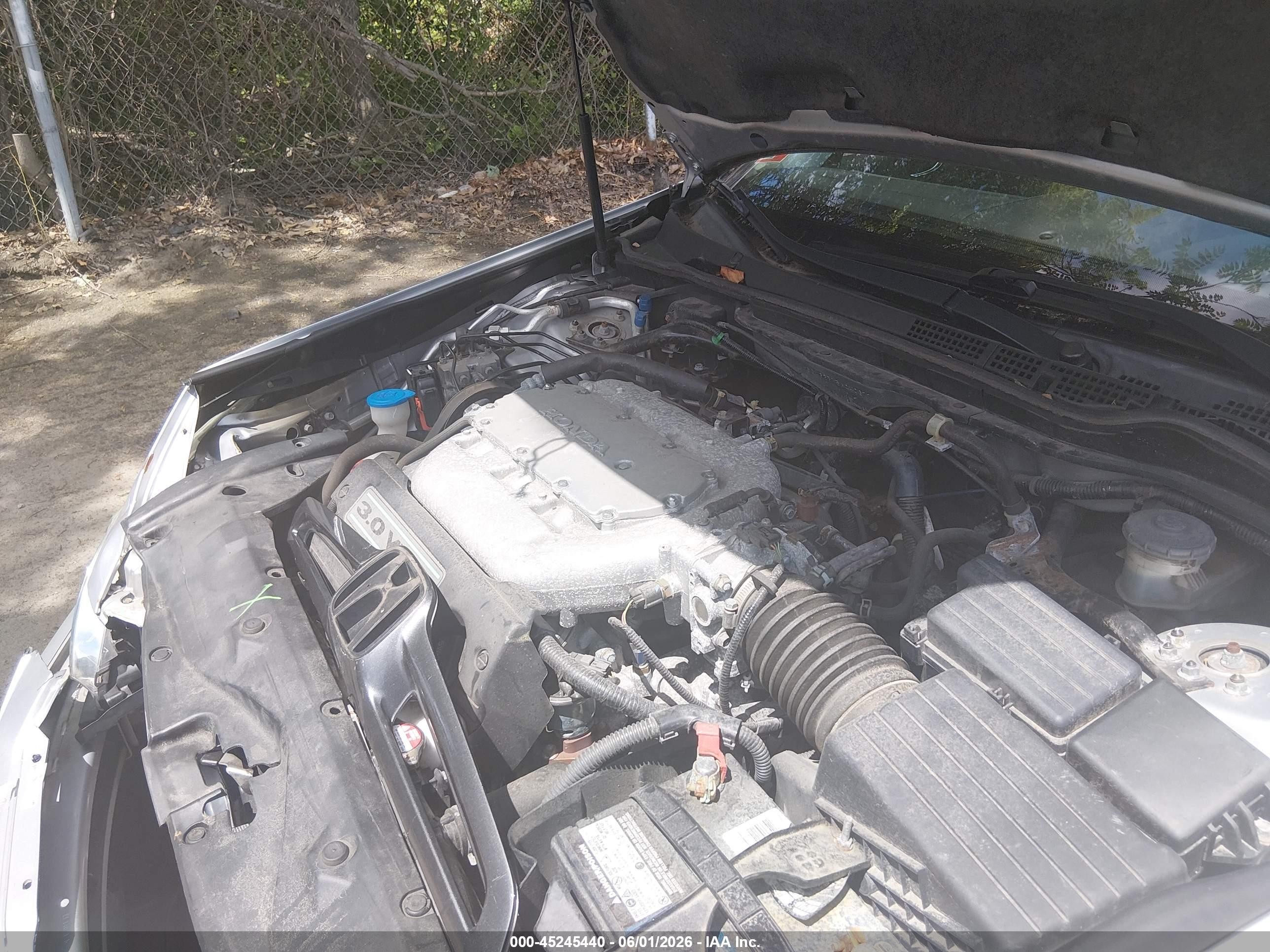 2005 Honda Accord 3.0 Ex Серебряный vin: 1HGCM66515A040677