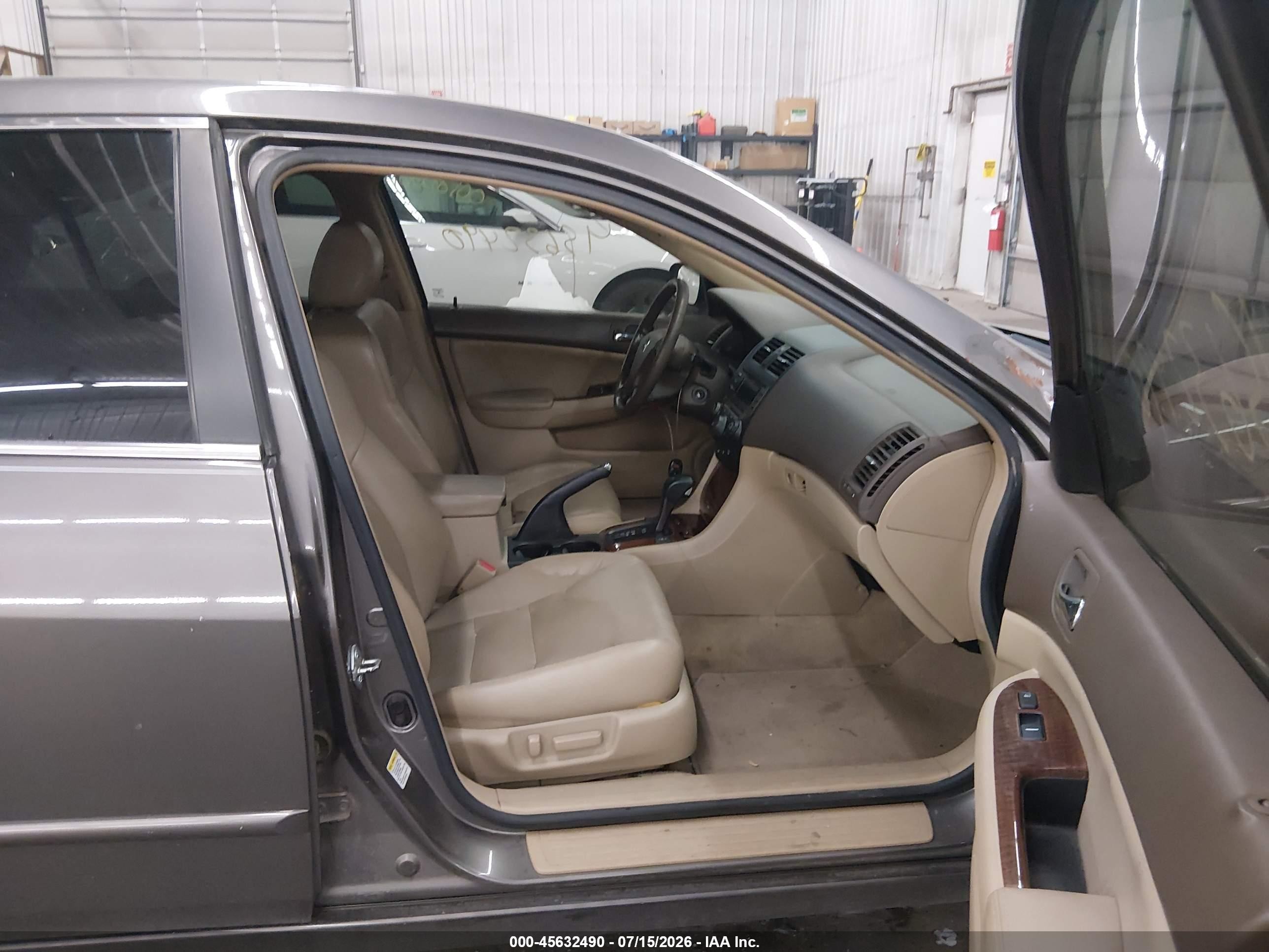 2006 Honda Accord 3.0 Ex Серый vin: 1HGCM66516A032368