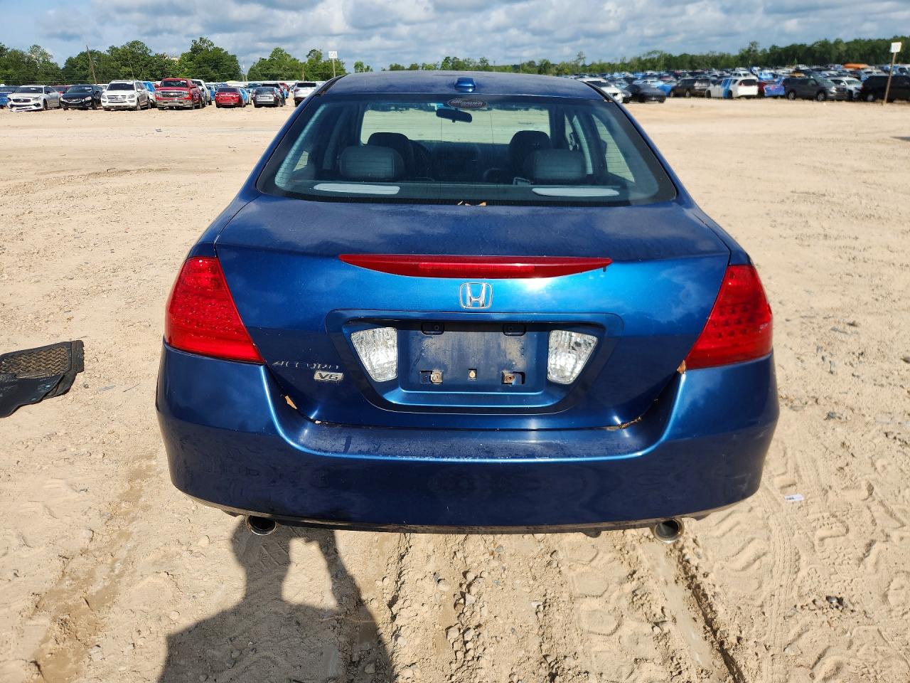 2006 Honda Accord Ex Blue vin: 1HGCM66516A064379