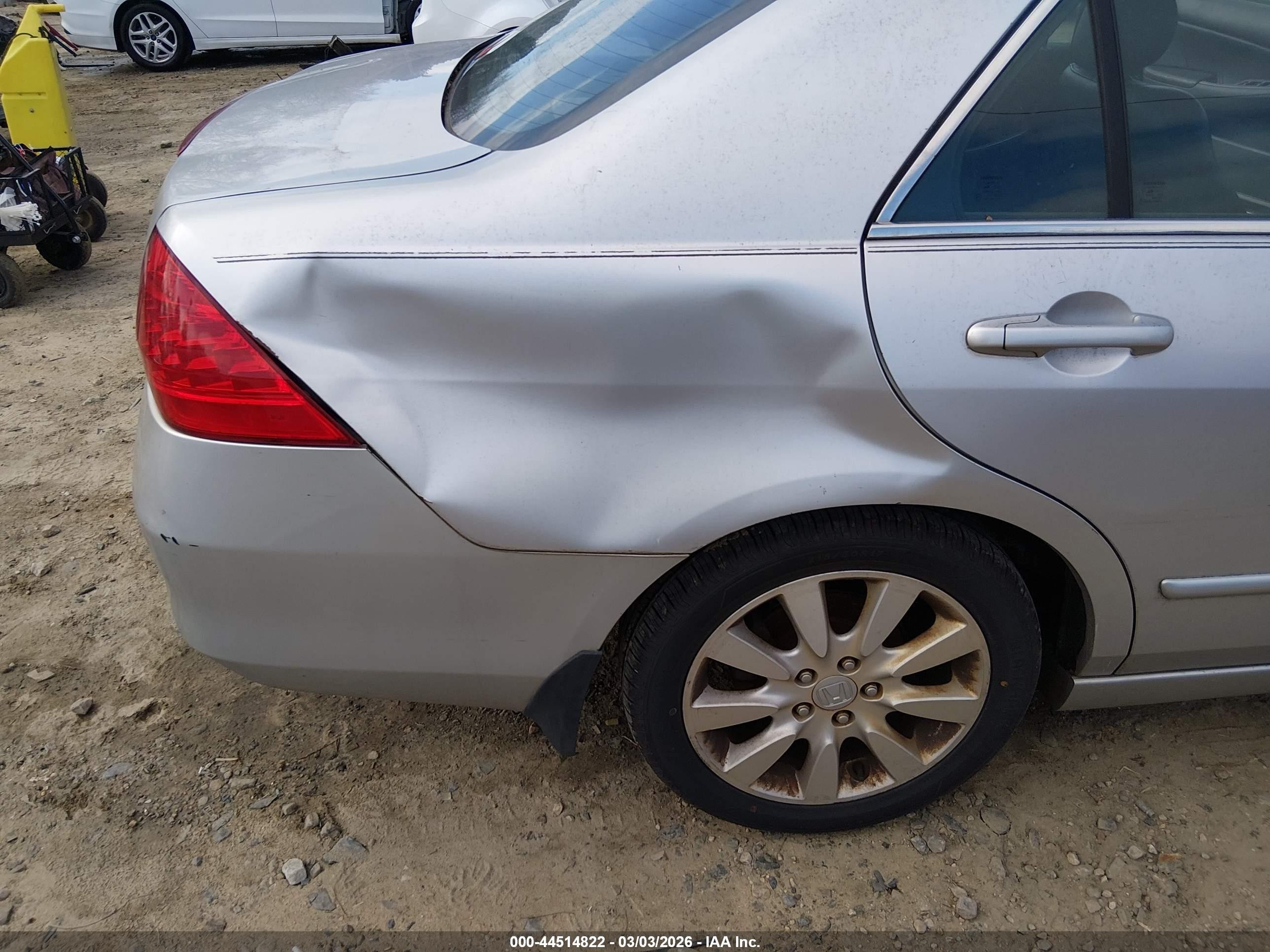 2006 Honda Accord 3.0 Ex Silver vin: 1HGCM66516A065922