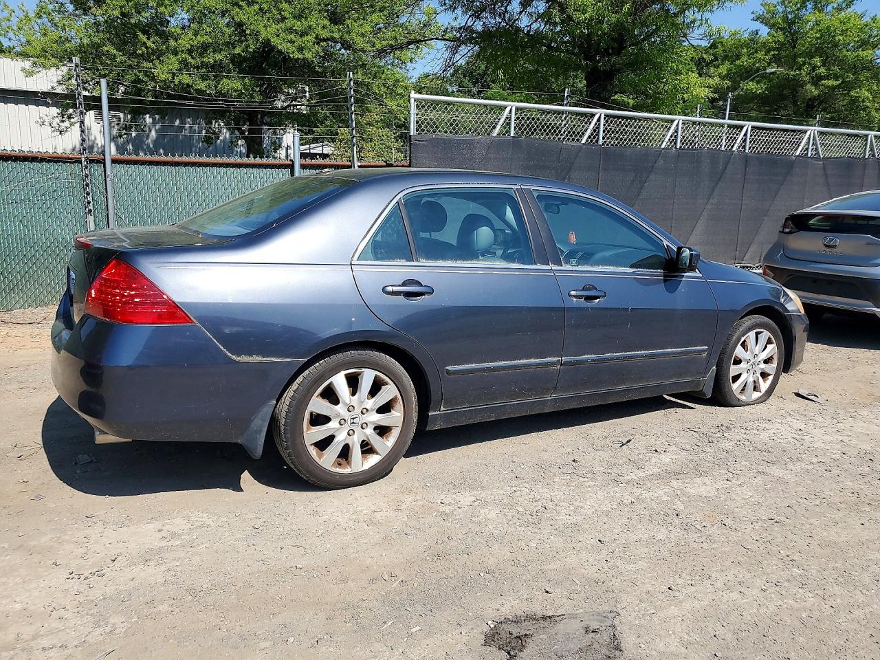 2007 Honda Accord Ex Charcoal vin: 1HGCM66517A020142
