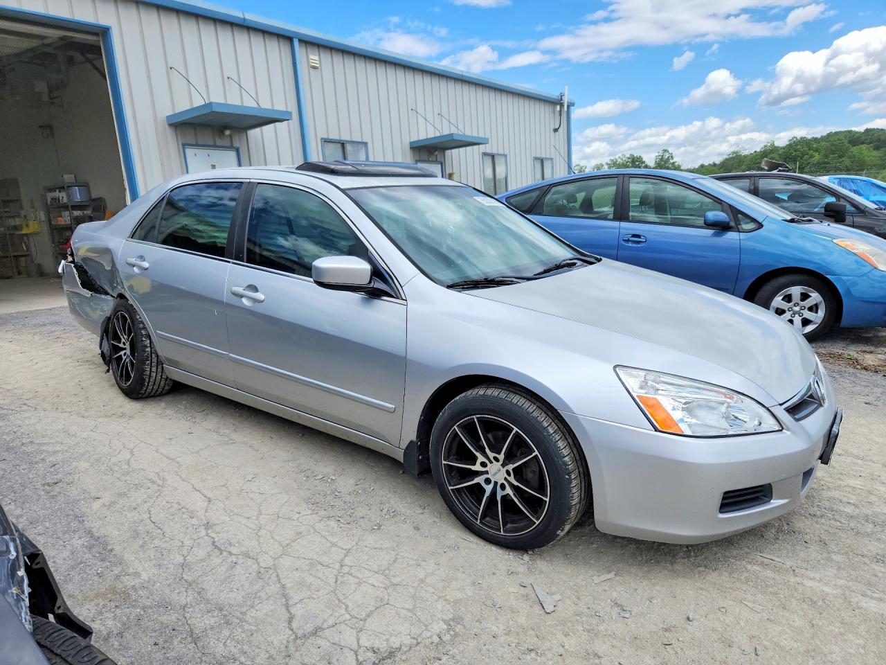 2007 Honda Accord Ex Silver vin: 1HGCM66517A040682