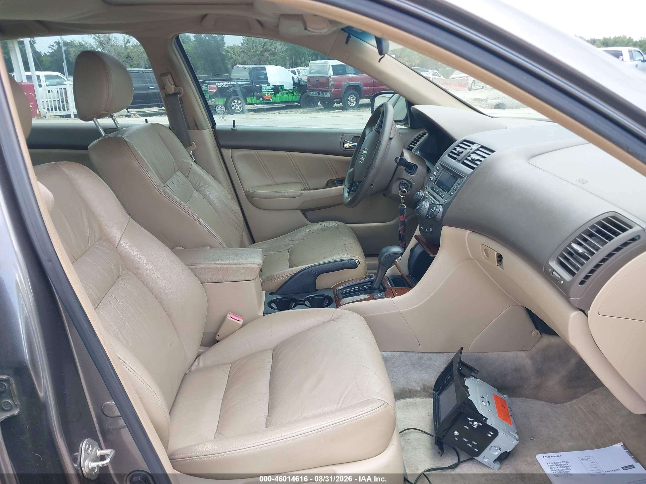 2007 Honda Accord 3.0 Ex Бежевый vin: 1HGCM66517A076484
