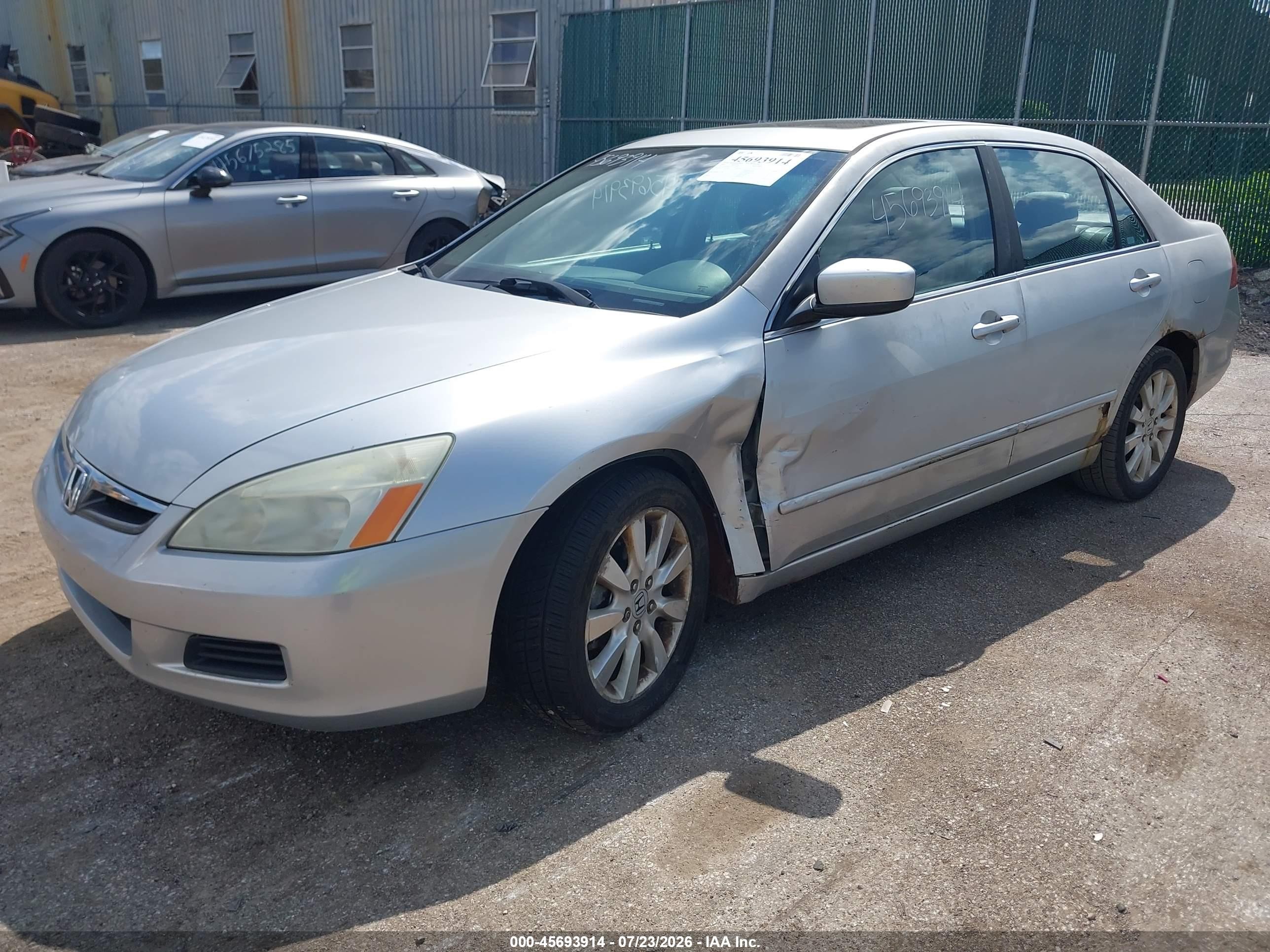 2007 Honda Accord 3.0 Ex Silver vin: 1HGCM66517A077246